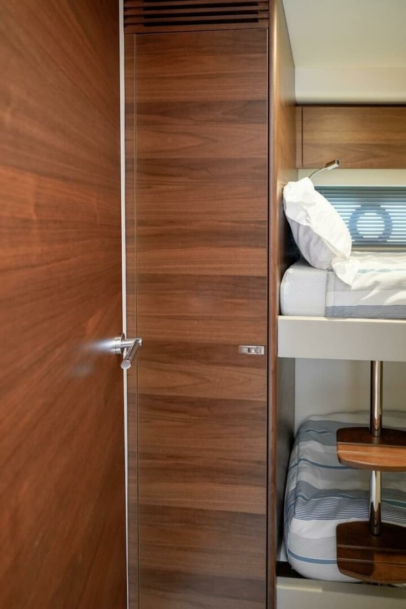 2021 Princess F50 - Photo 33