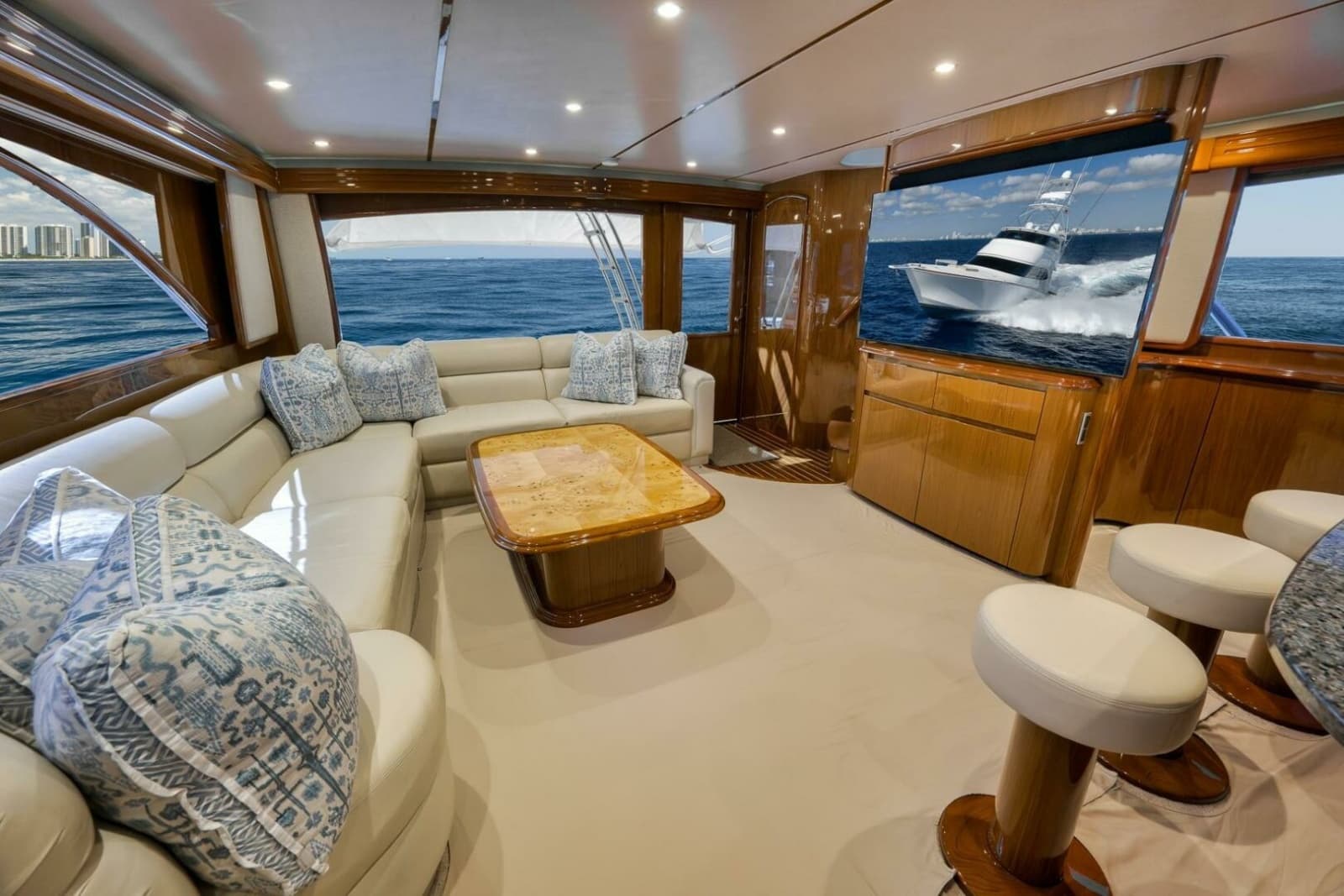 2011 Viking 76 Enclosed Bridge - Photo 15
