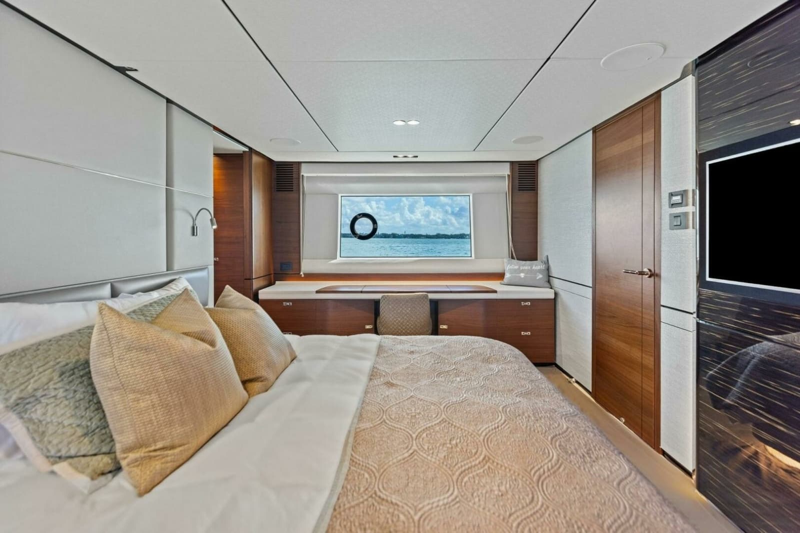 2018 Princess Y75 Motor Yacht - Photo 53