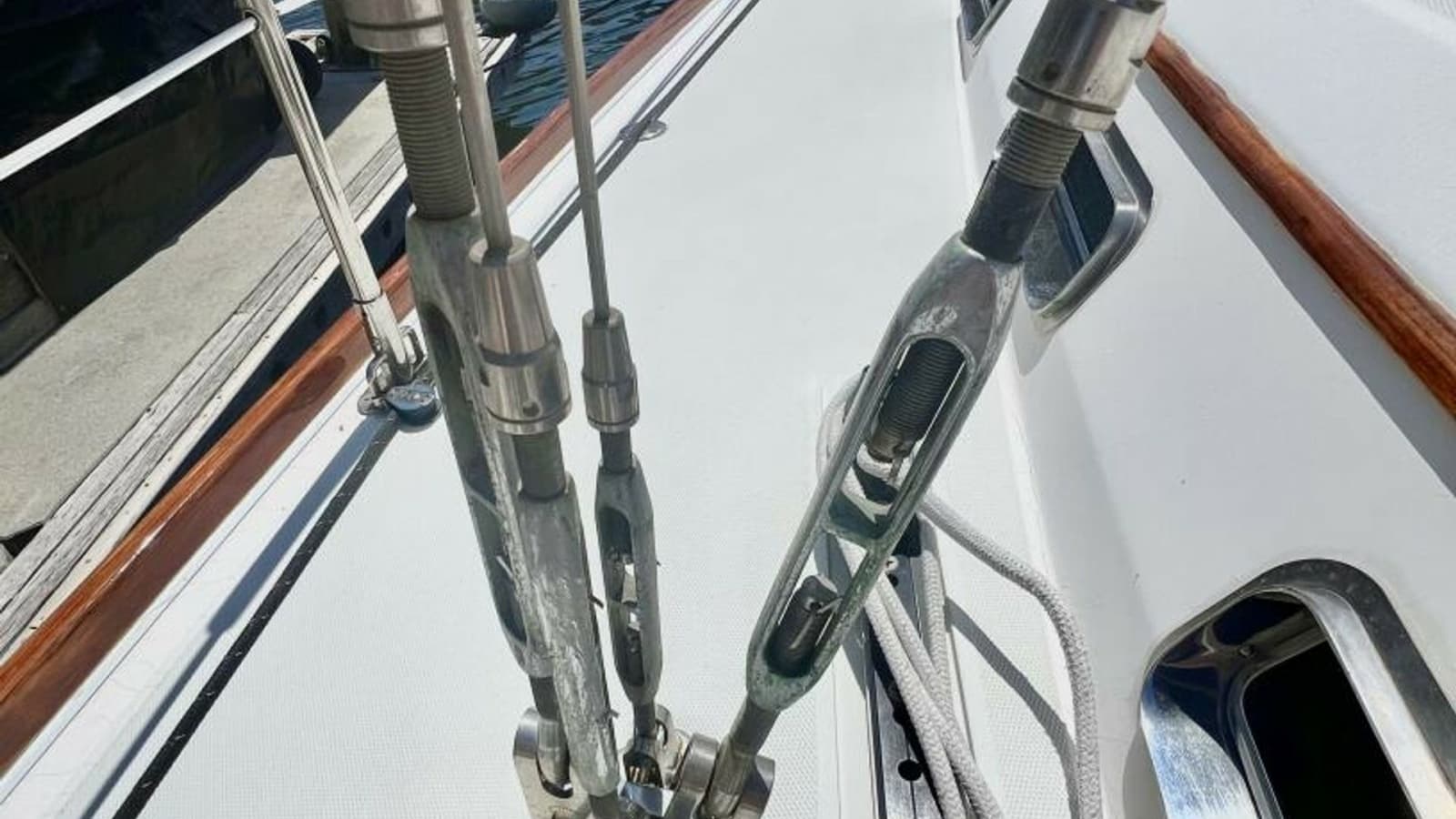 1999 Sabre 402 Sail - Photo 33