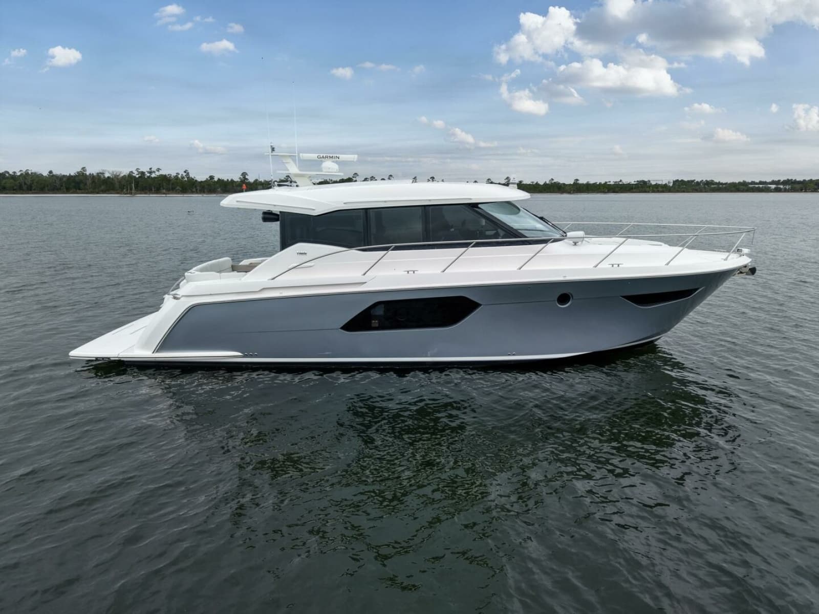2019 Tiara Yachts C49 Coupe - Photo 95