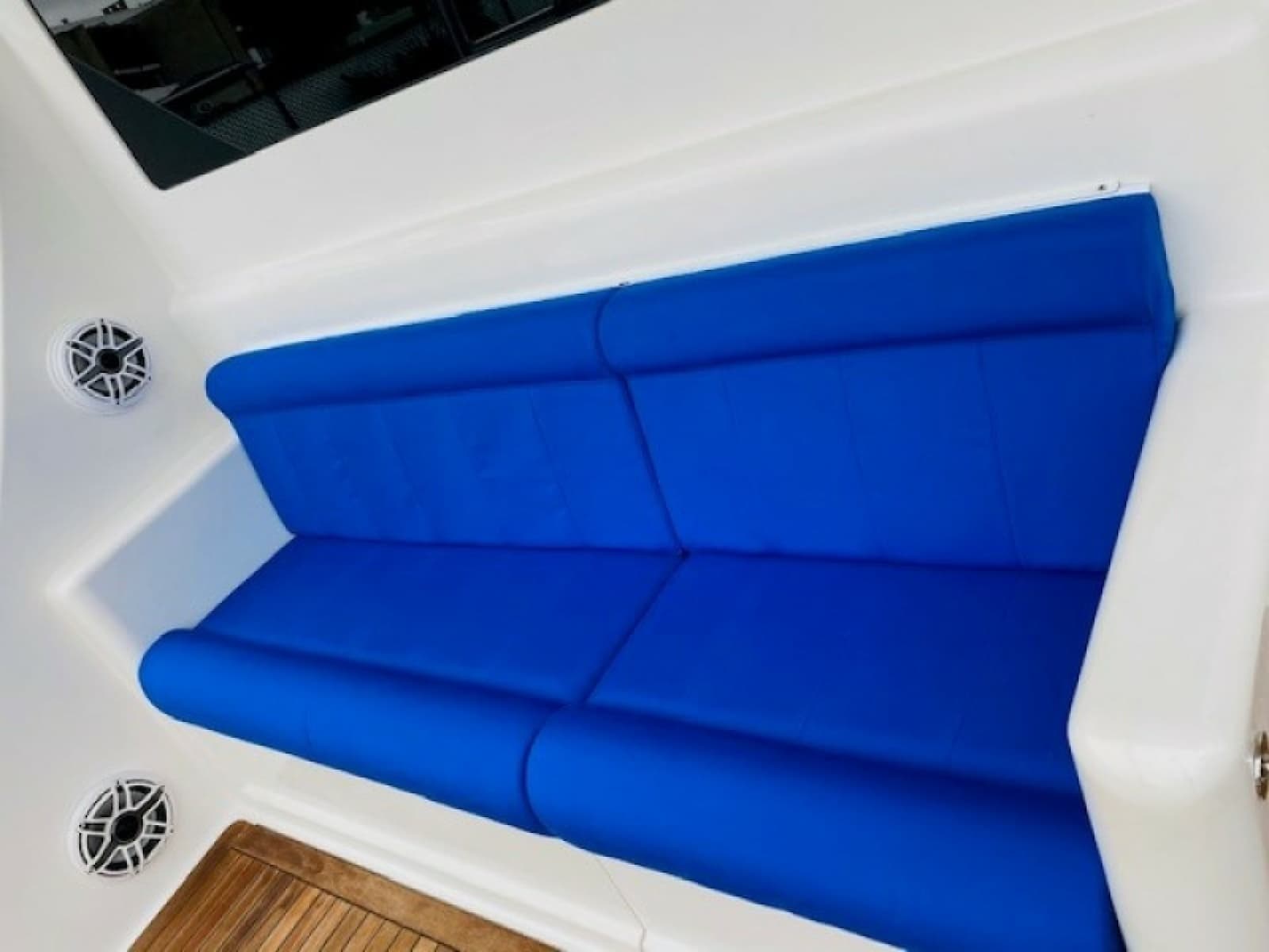 2008 Viking 52 Sport Coupe - Photo 13