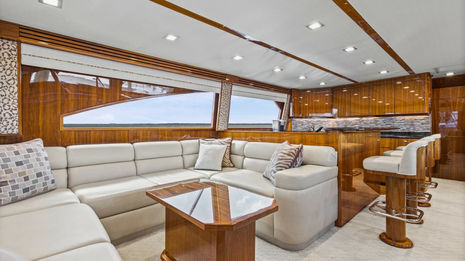 2017 Viking 72 Enclosed Bridge - Photo 11
