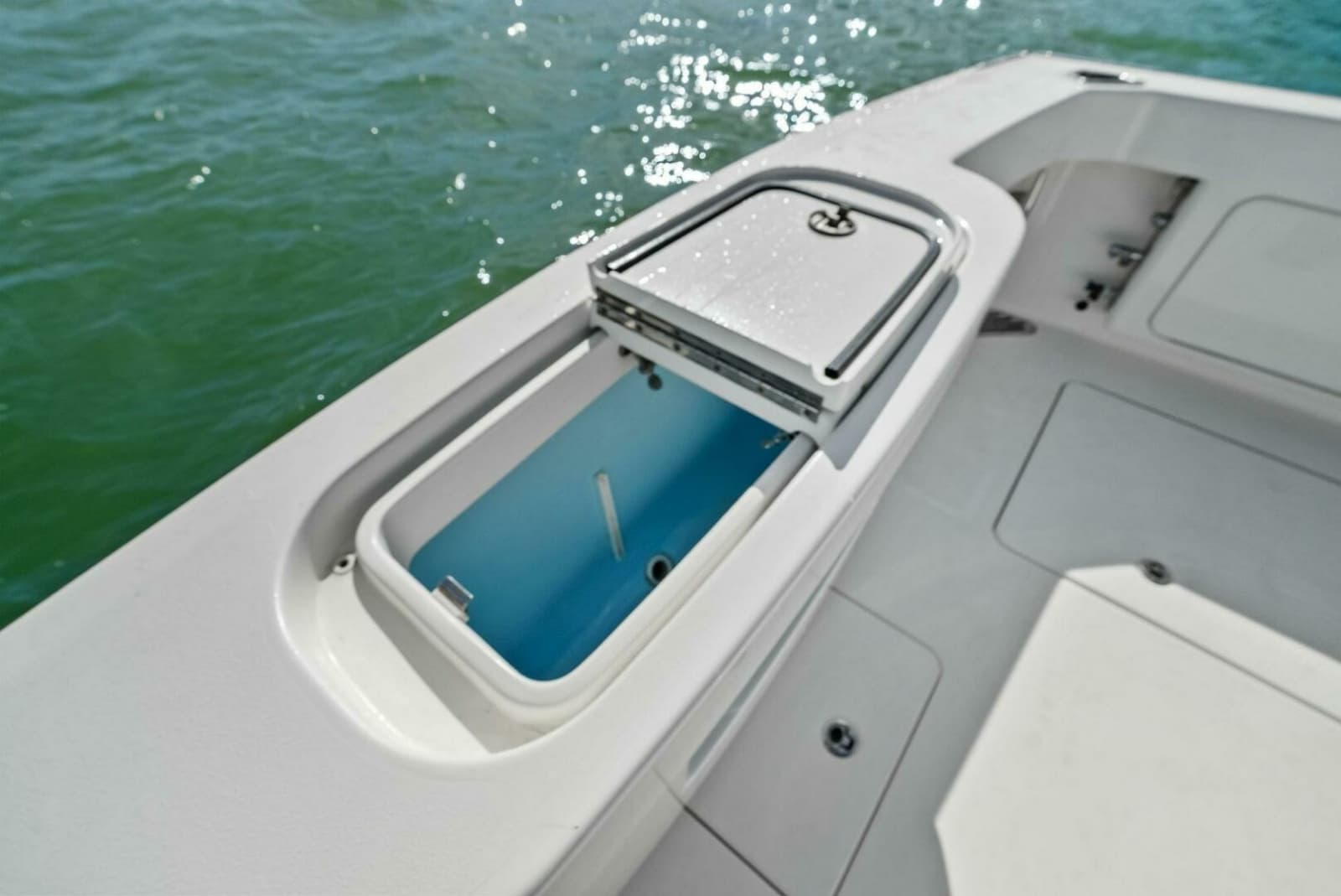2017 Bertram 35 Flybridge - Photo 33