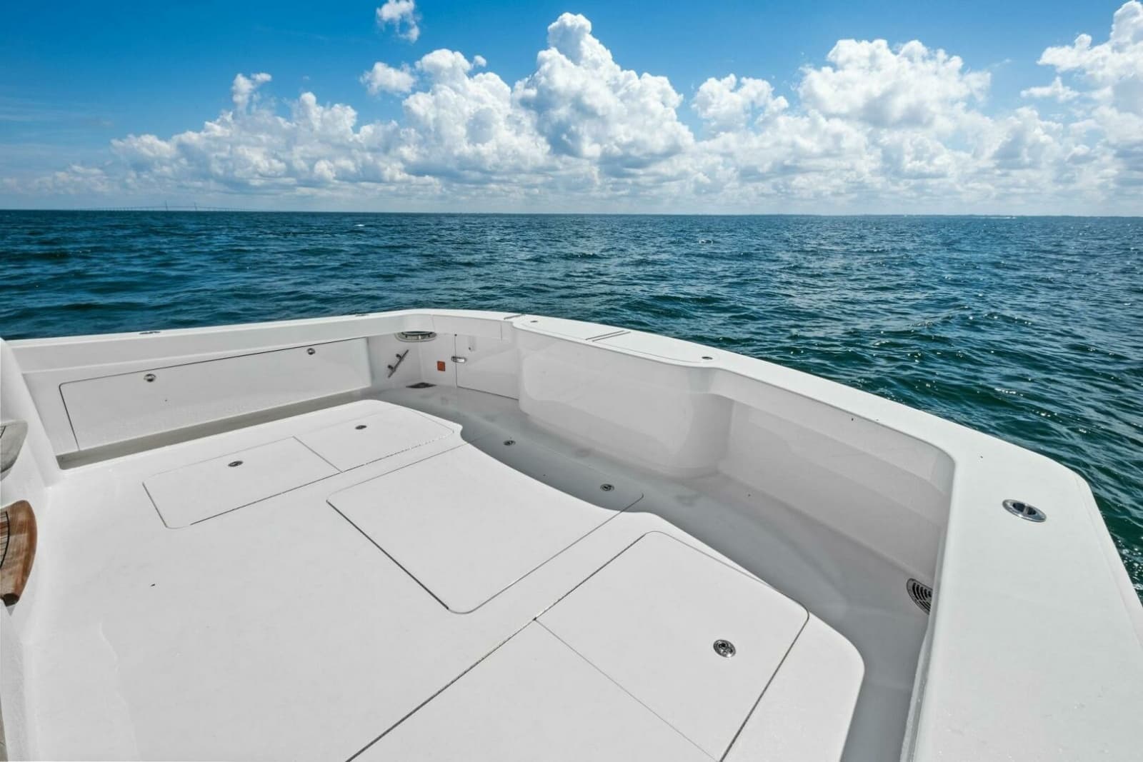 2025 Viking 58 Convertible - Photo 42