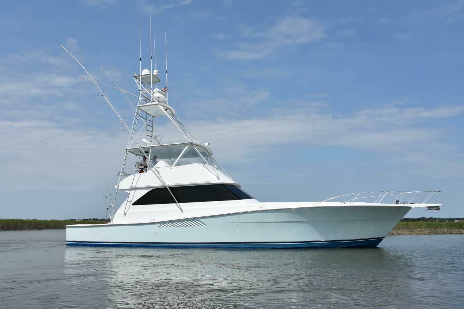 1999 Viking 58 Convertible - Photo 1