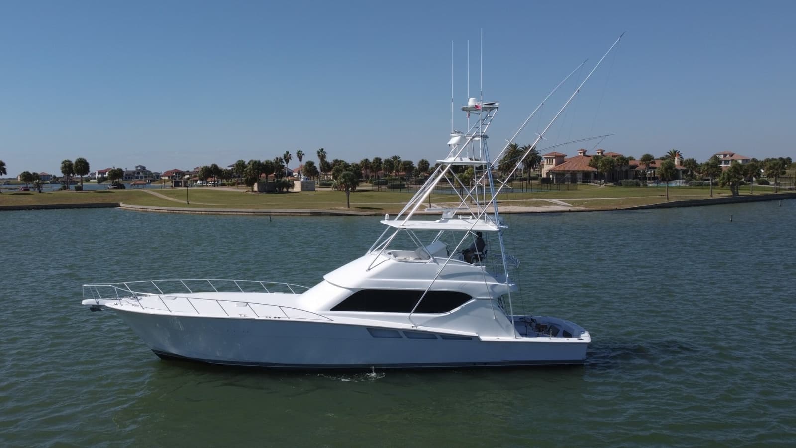 2001 Hatteras 60 Convertible - Photo 48