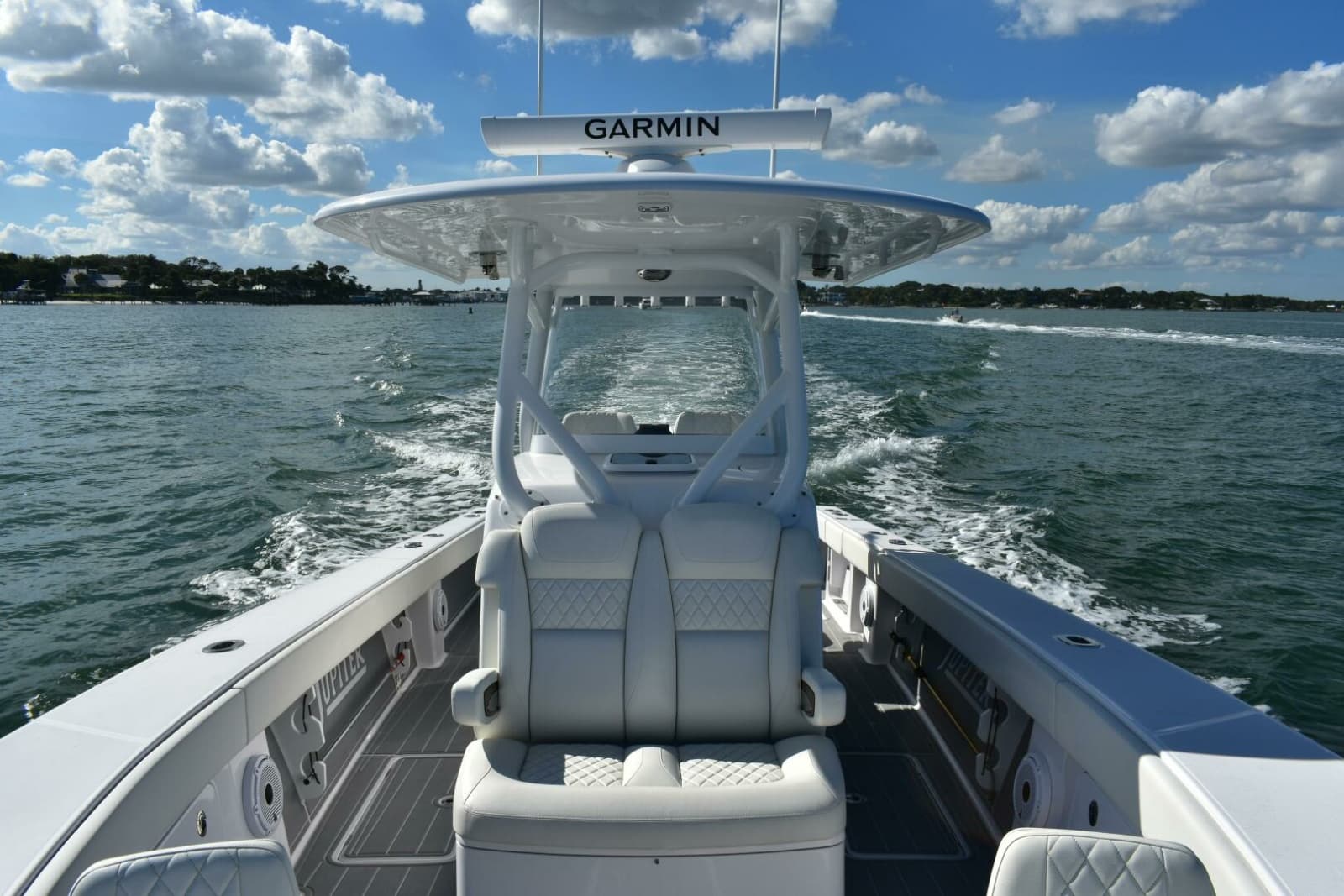 2025 Jupiter 32 FS - Photo 4