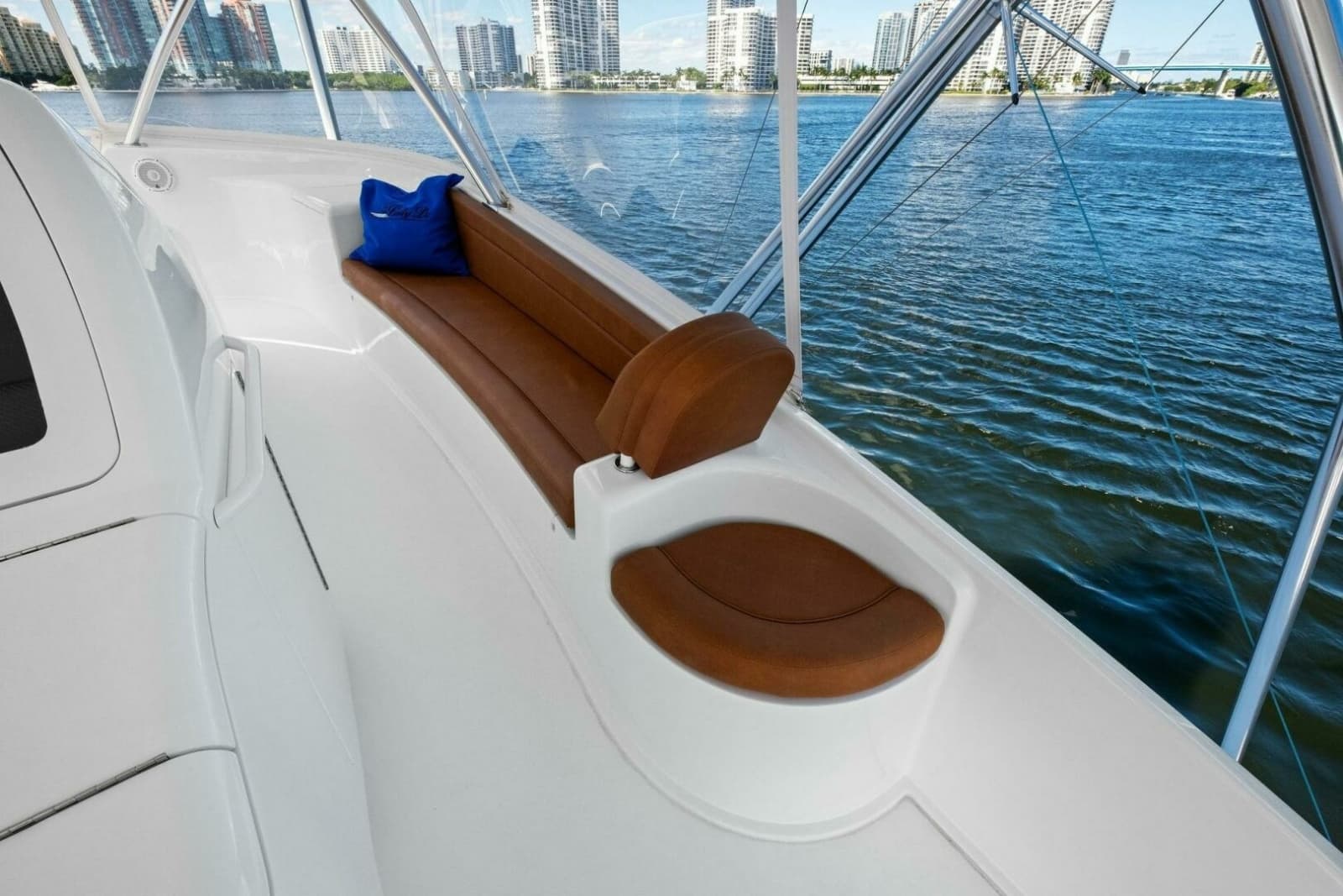 2012 Viking 82 Convertible - Photo 185