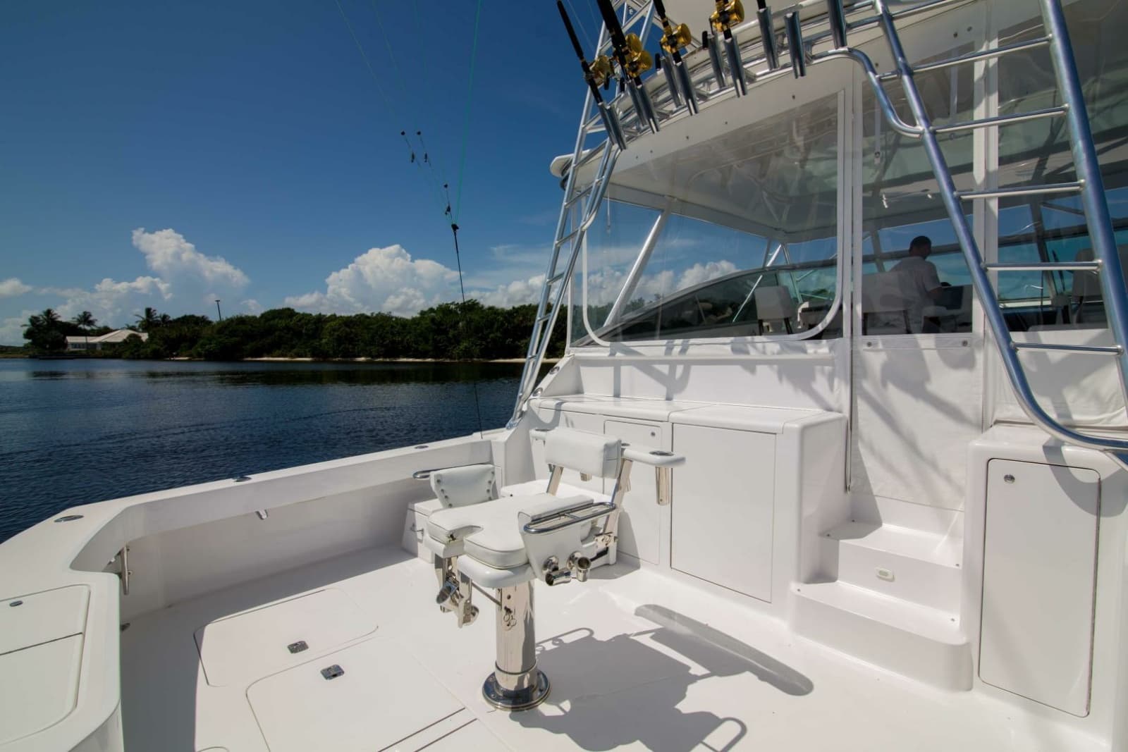 2001 Viking 50 Express - Photo 41