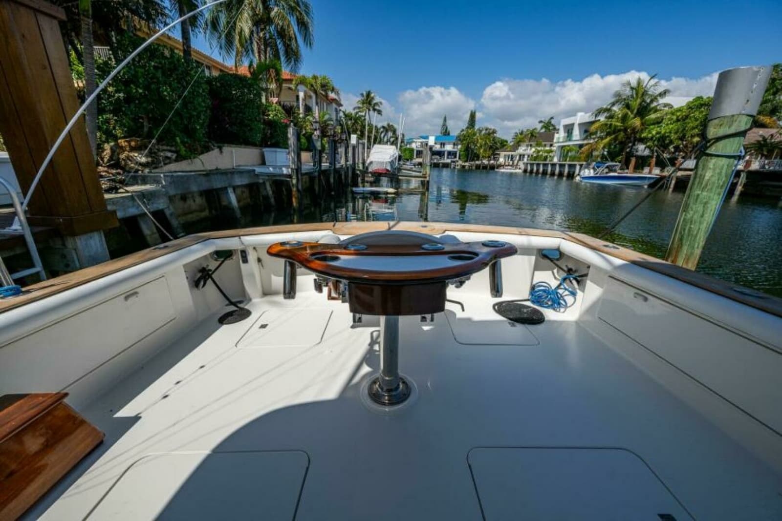 1999 Ocean Yachts 60 Convertible - Photo 10