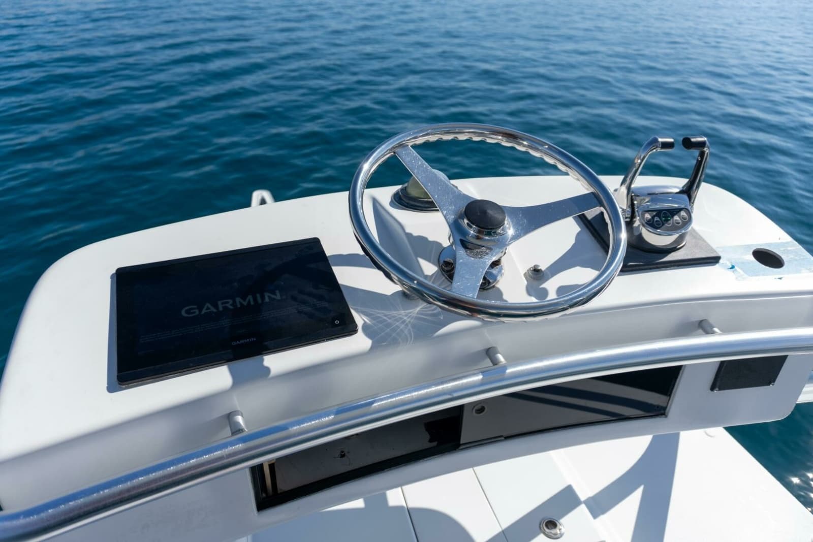 2001 Hatteras 60 Convertible - Photo 50