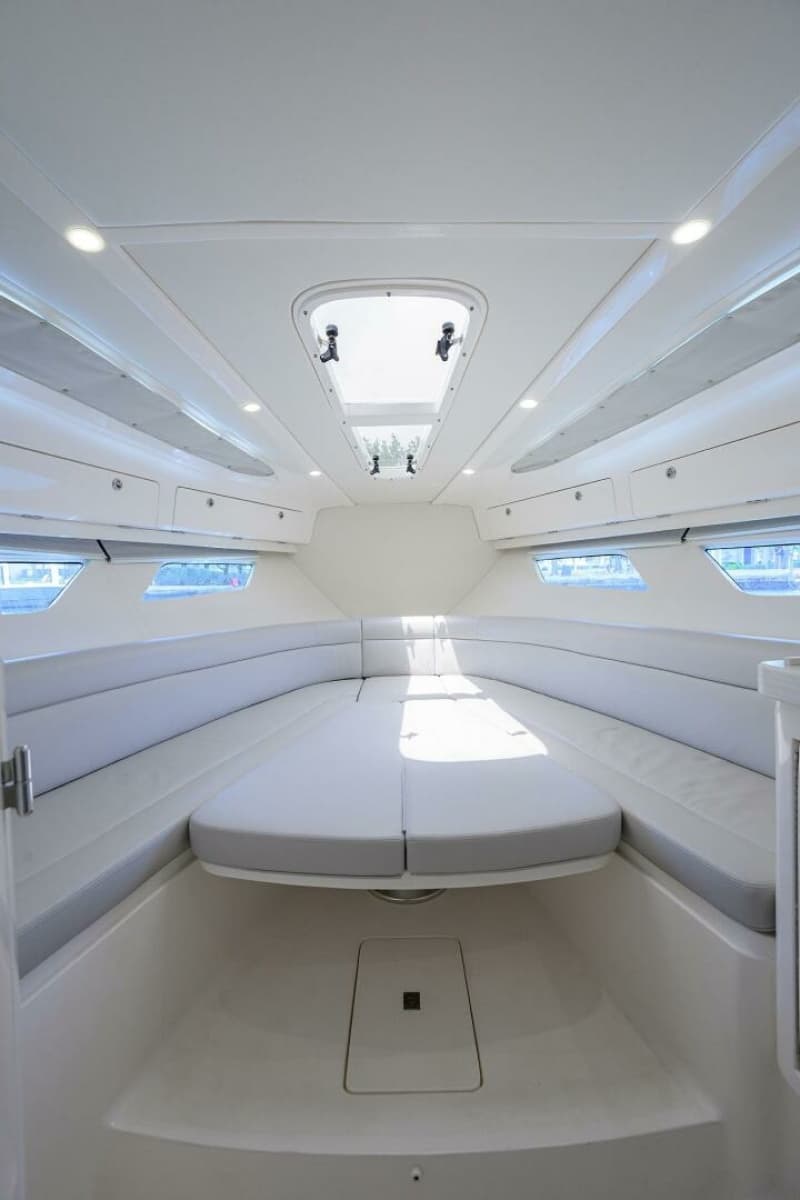 2023 Intrepid 41 Valor - Photo 33