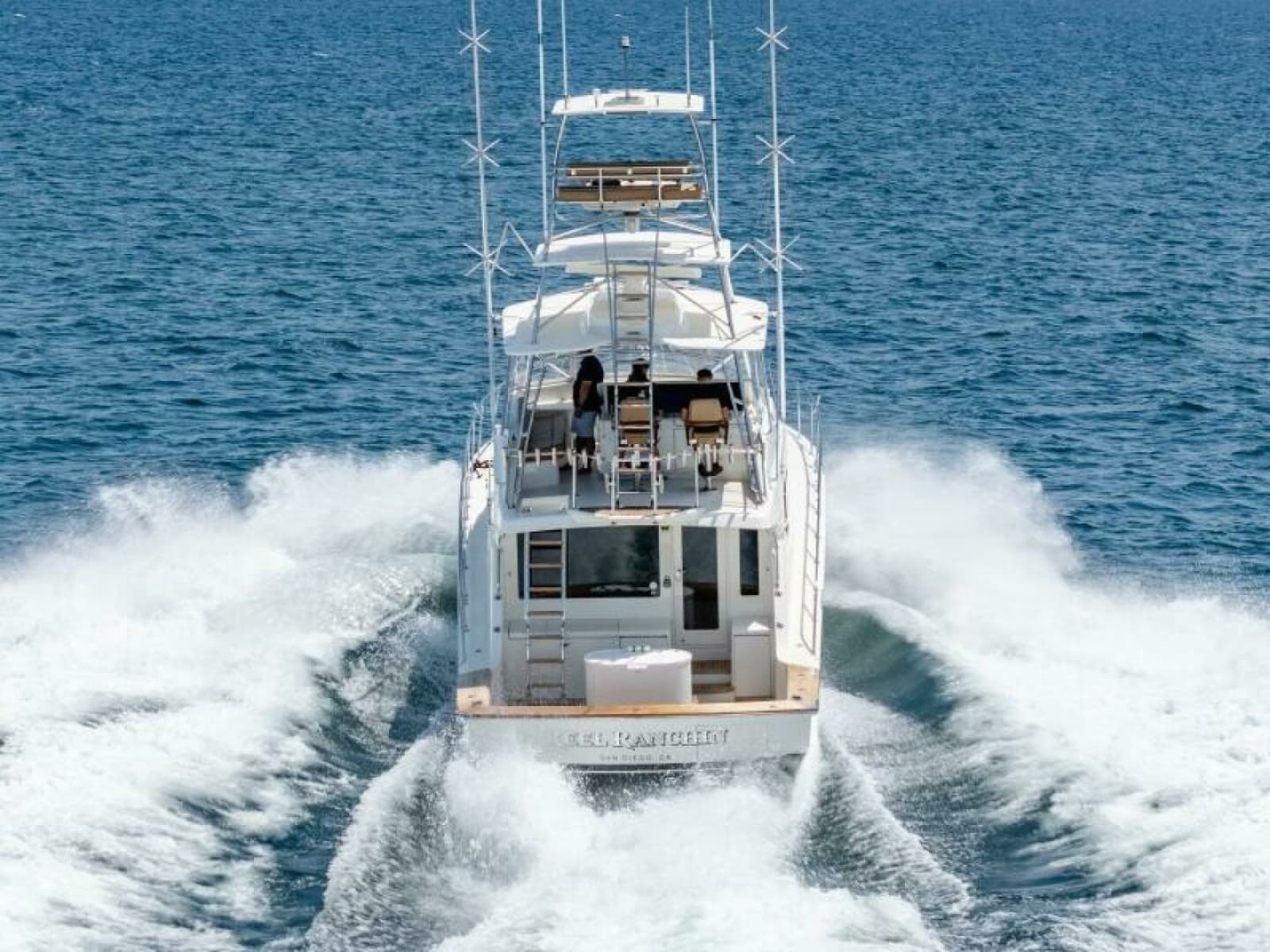 2004 Hatteras 54 Convertible - Photo 54