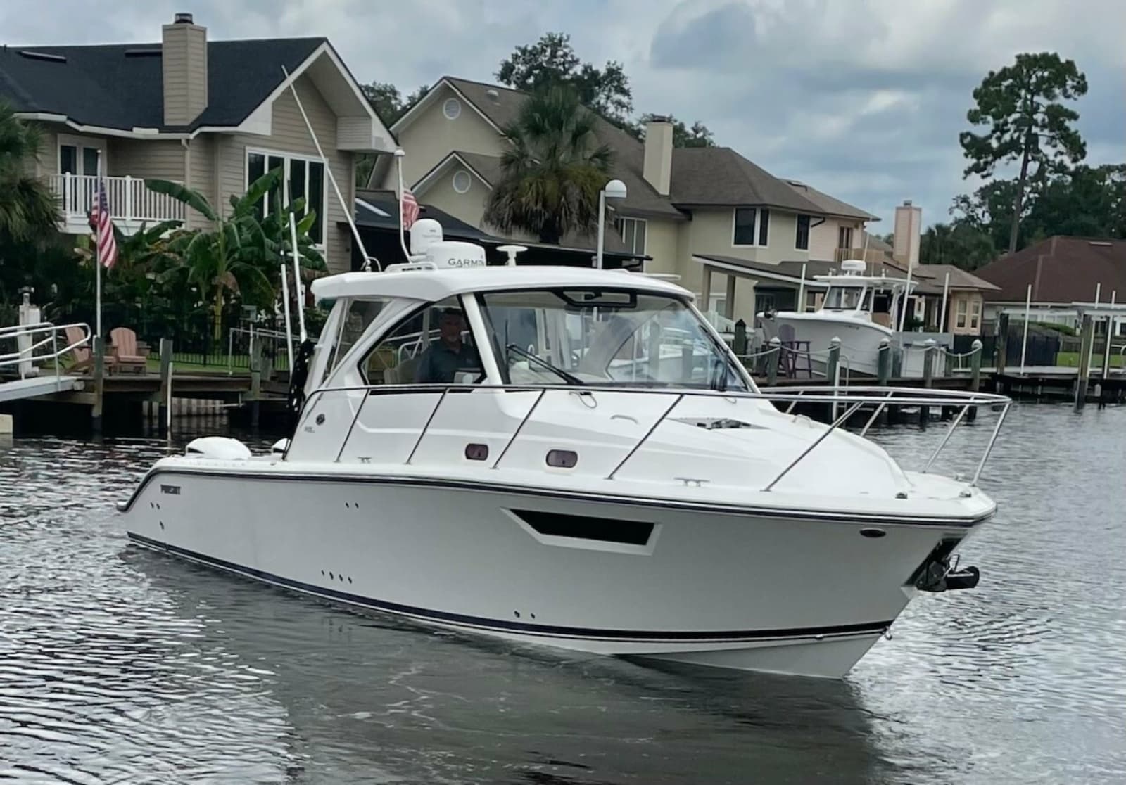 2017 Pursuit 325 OS - Photo 2