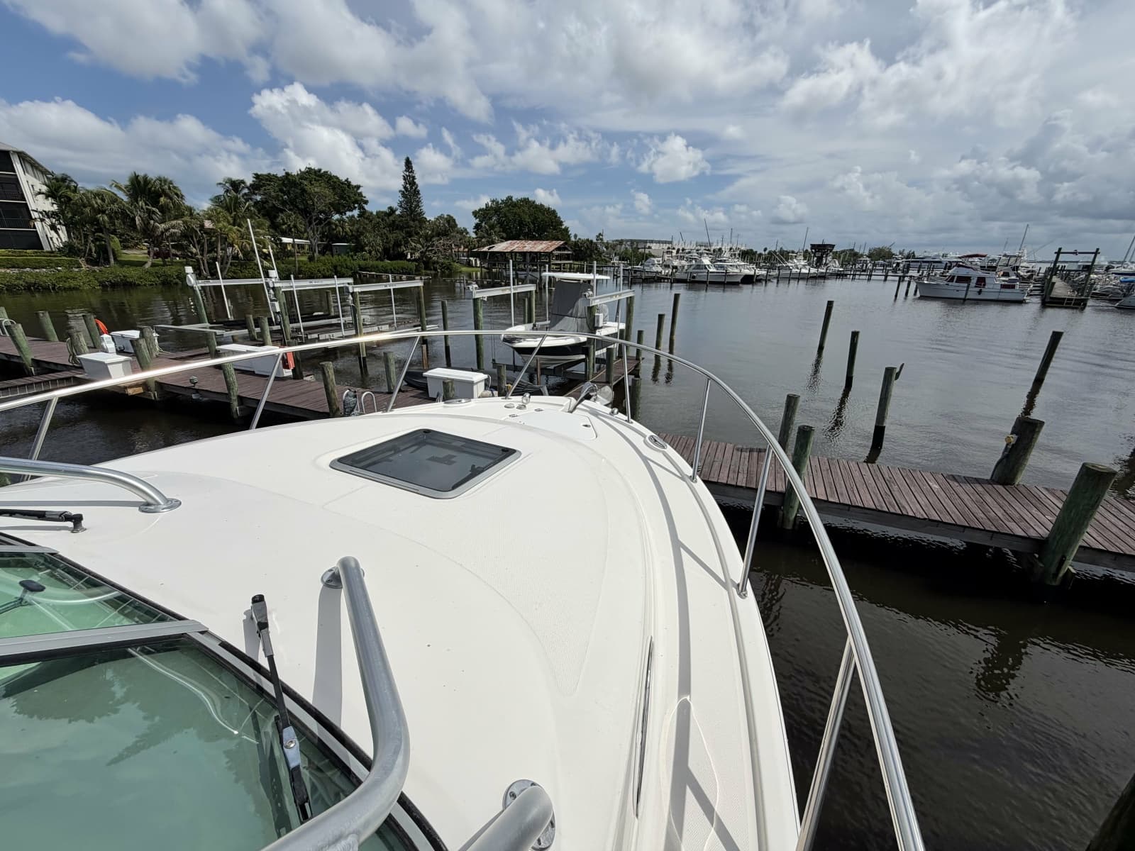 2016 Robalo R305 - Photo 3