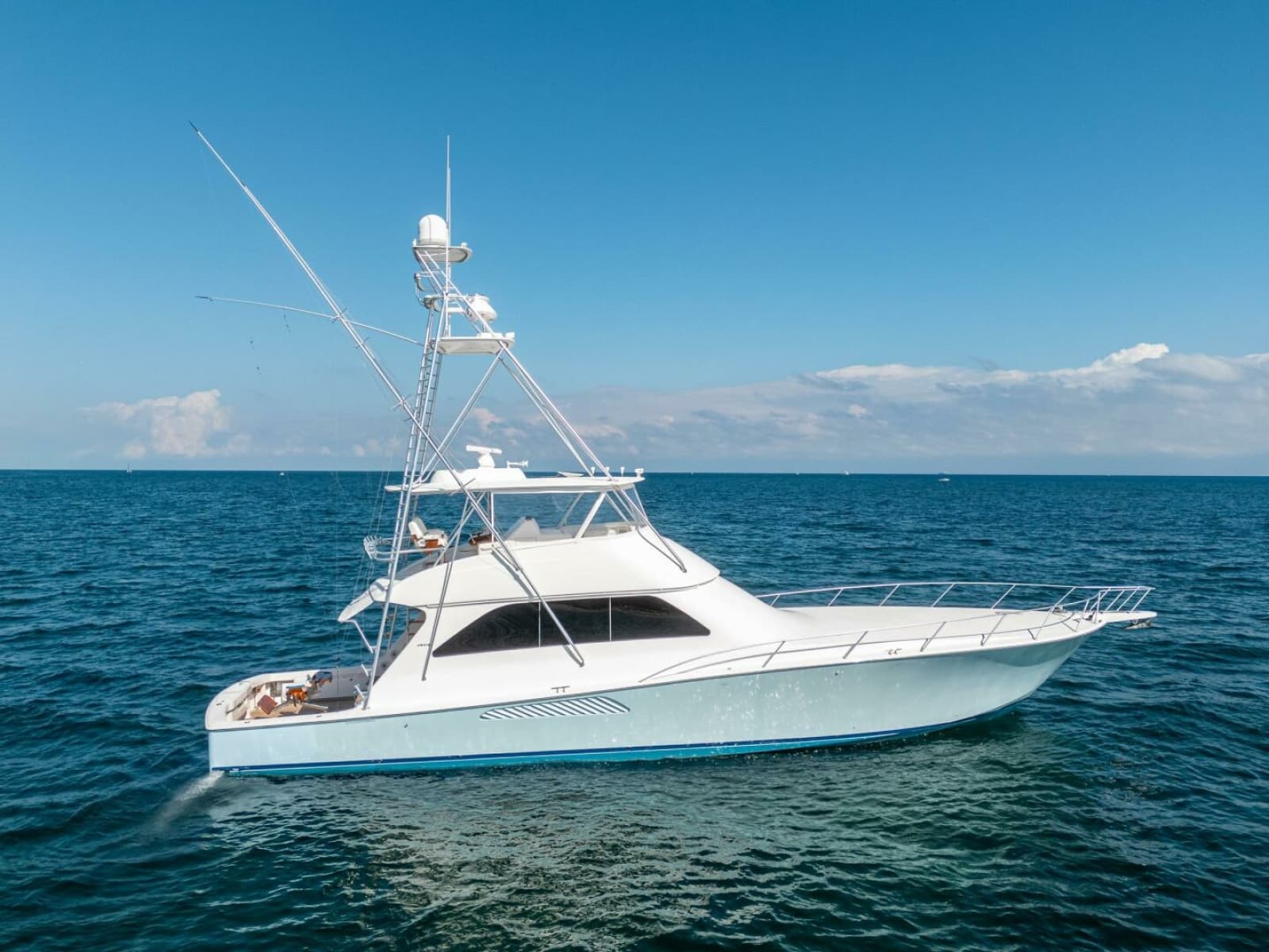 2006 Viking 68 Convertible - Photo 7