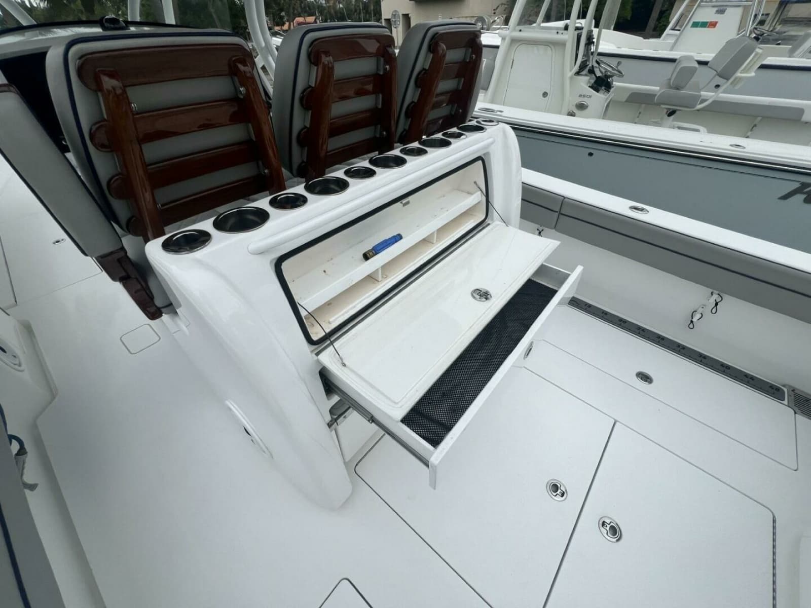 2023 Valhalla Boatworks V-33 - Photo 27