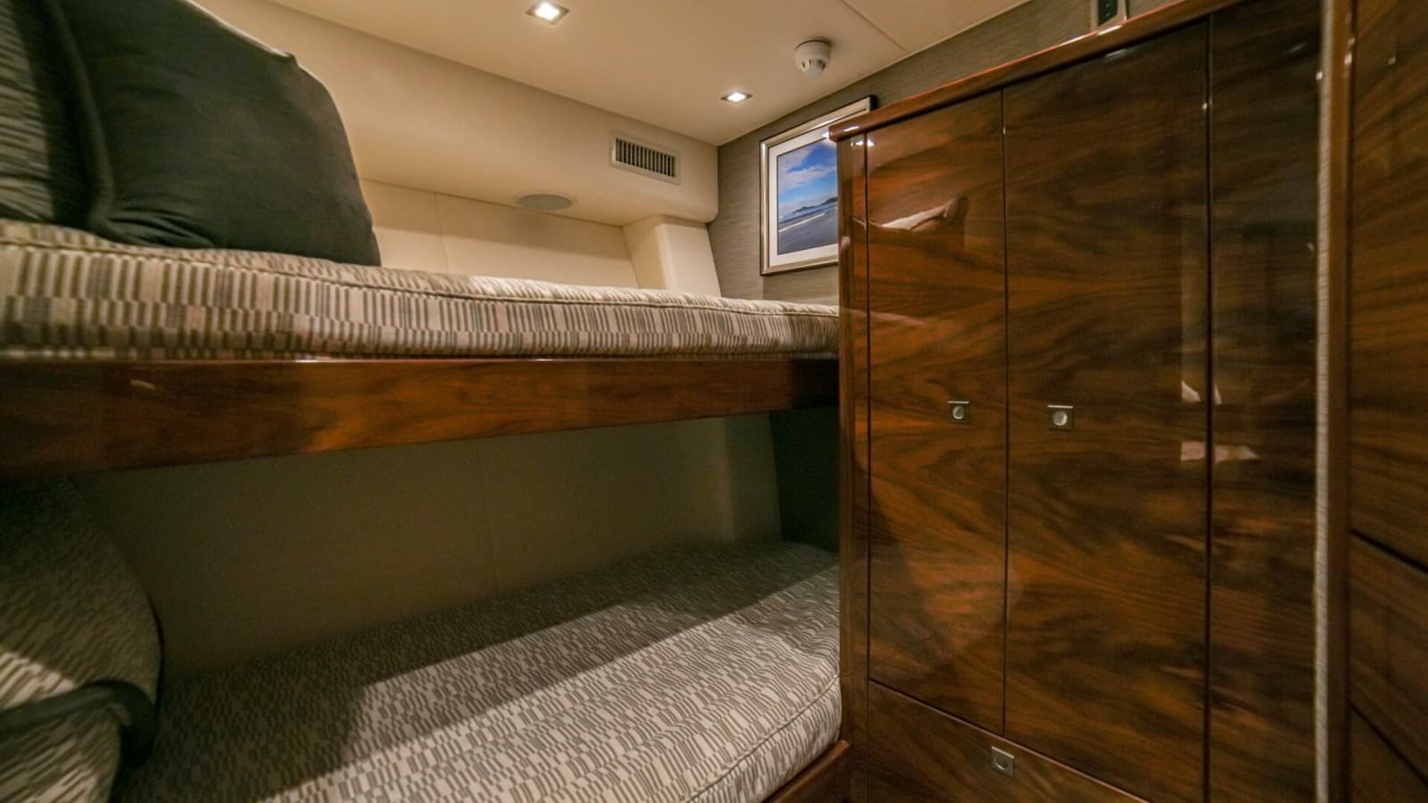 2023 Viking 72 Convertible - Photo 64