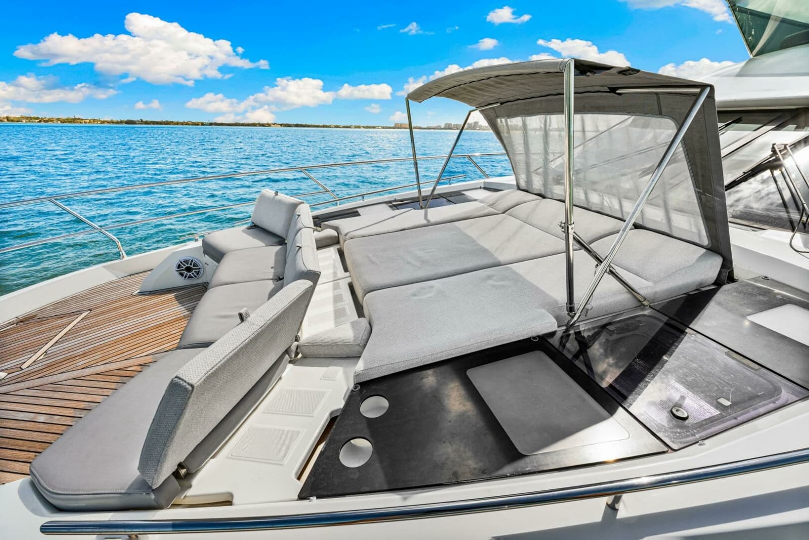 2019 Prestige 630 Flybridge - Photo 18