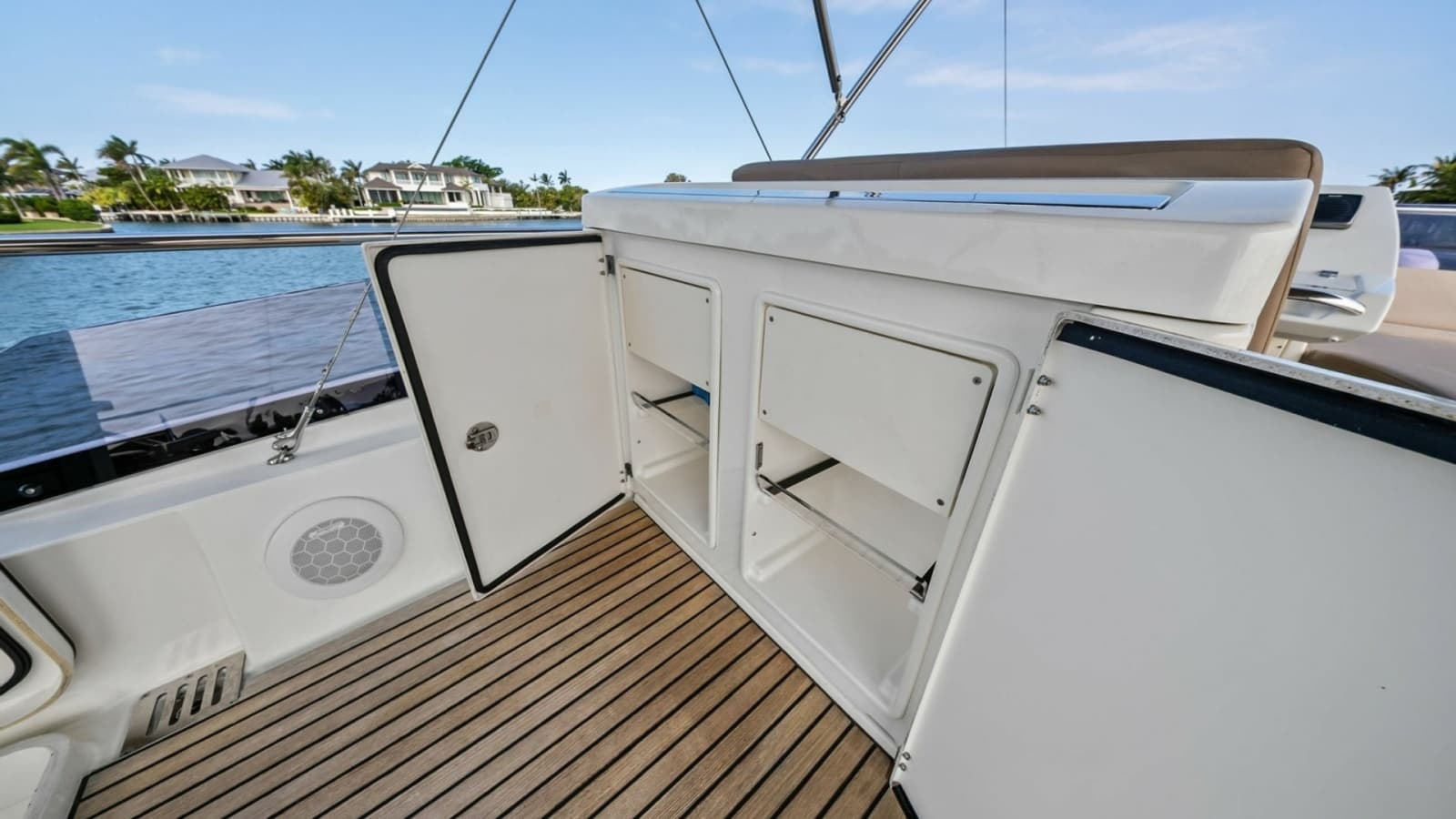 2015 Prestige 550 - Photo 21