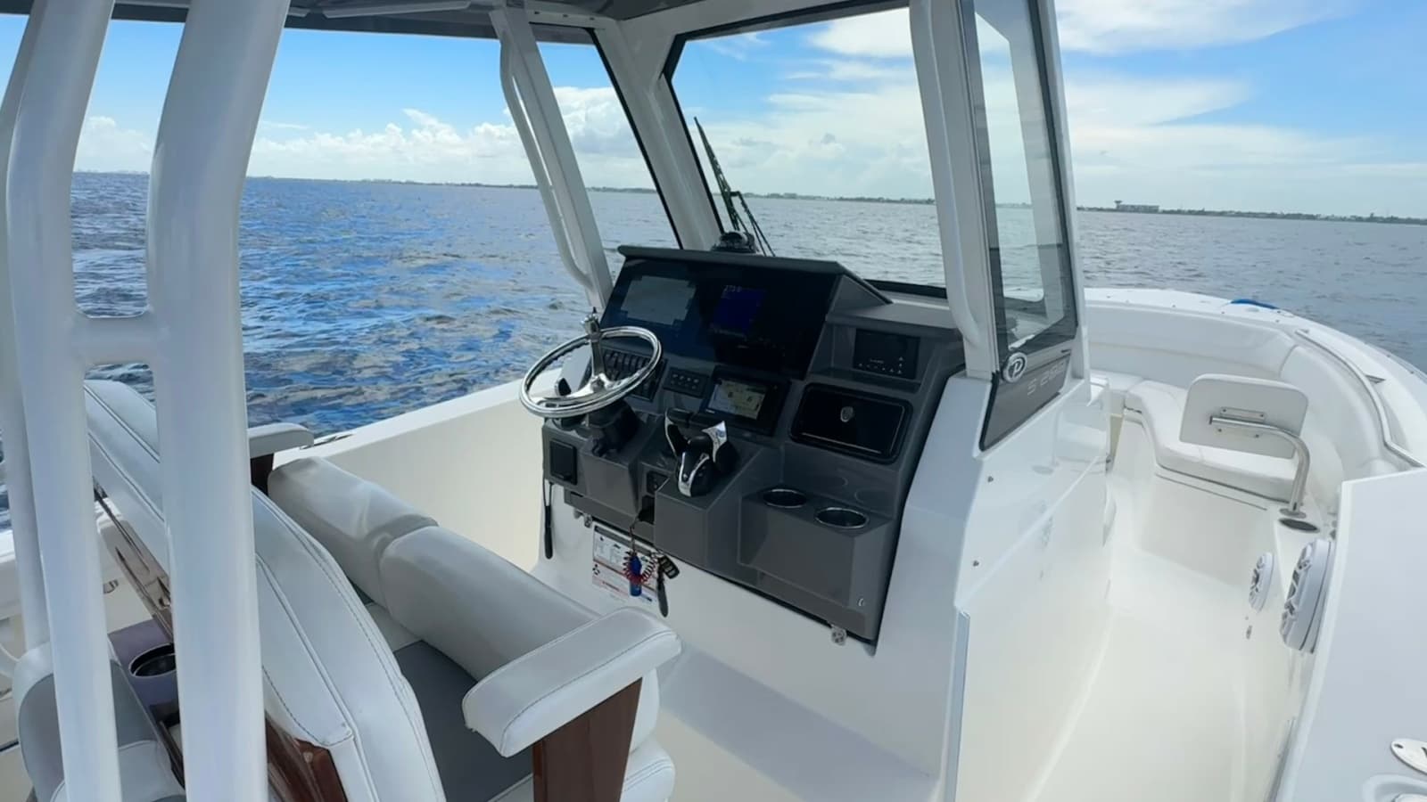 2022 Pursuit S 288 - Photo 2