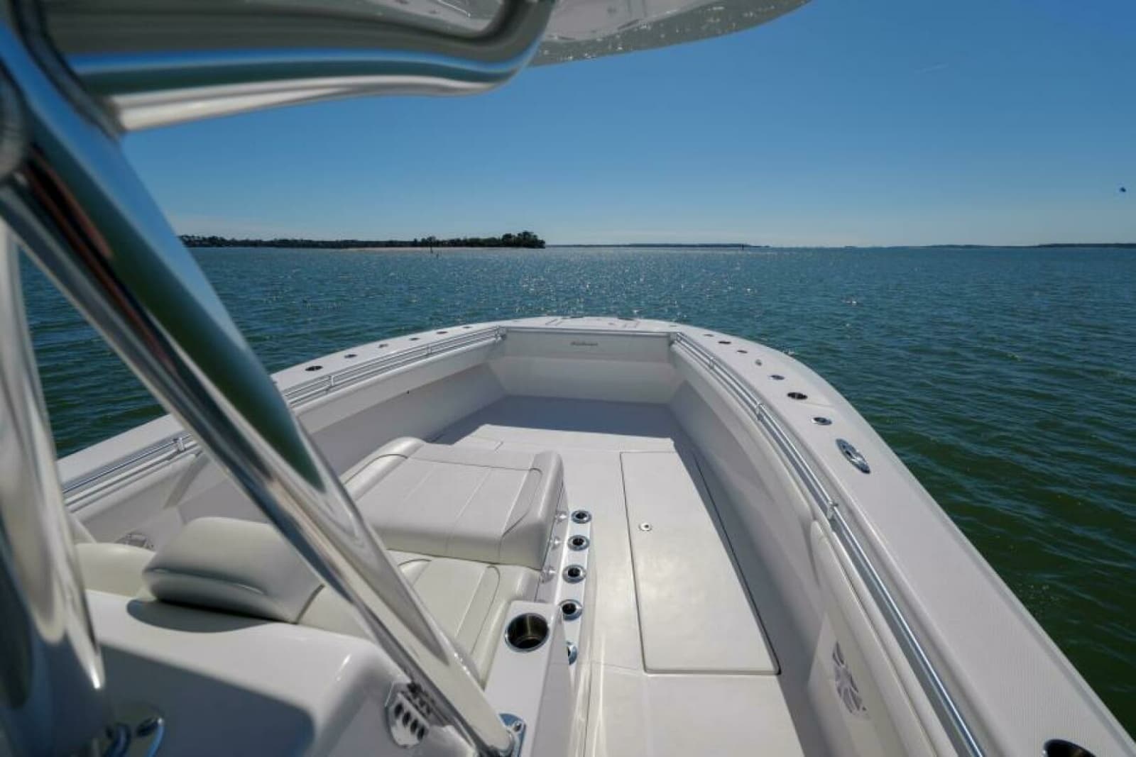 2023 SeaHunter 38 CTS - Photo 12