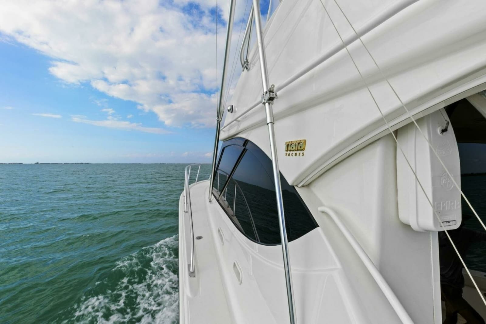 2013 Tiara Yachts 3900 Convertible - Photo 12