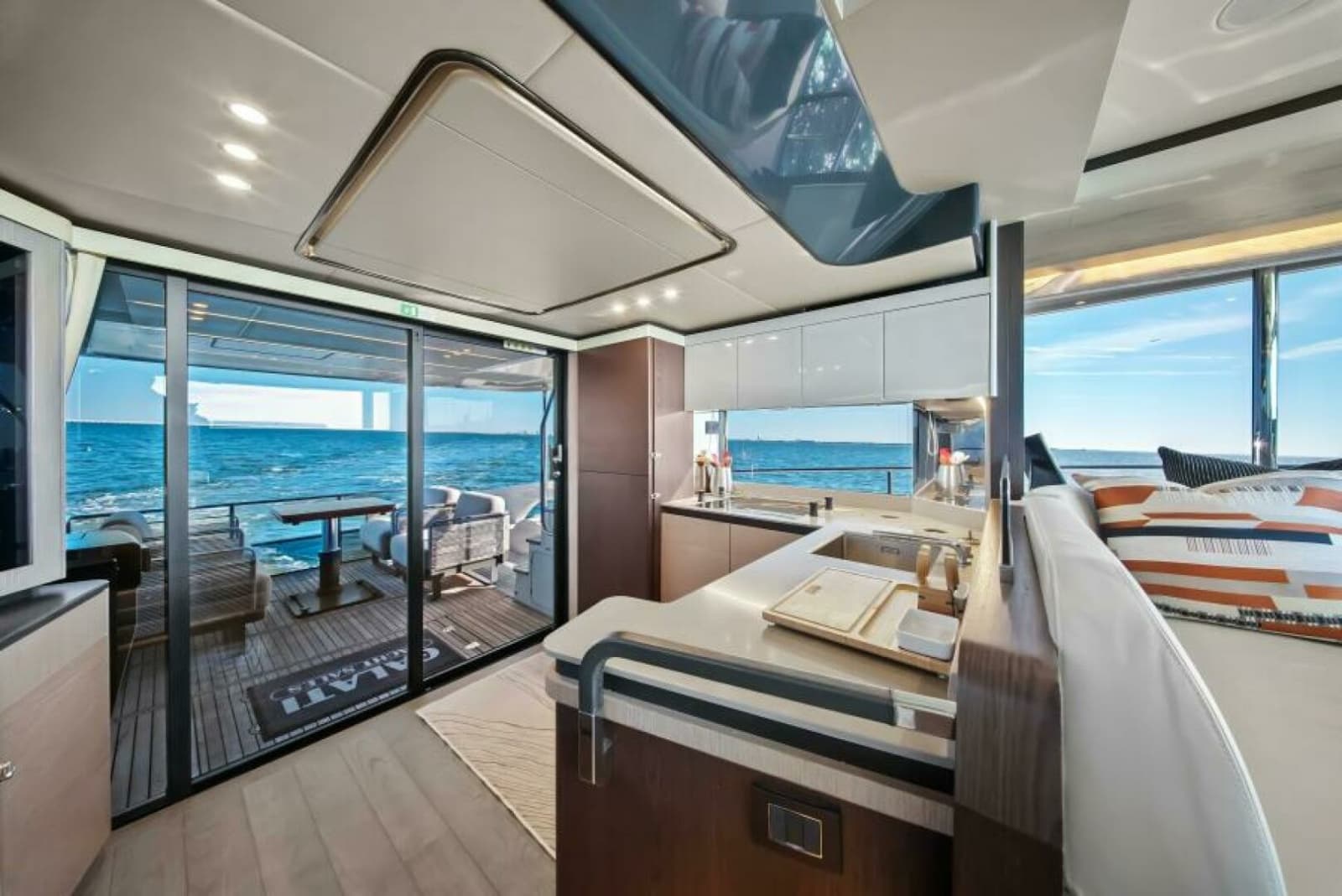 2025 Absolute Navetta 53 - Photo 31