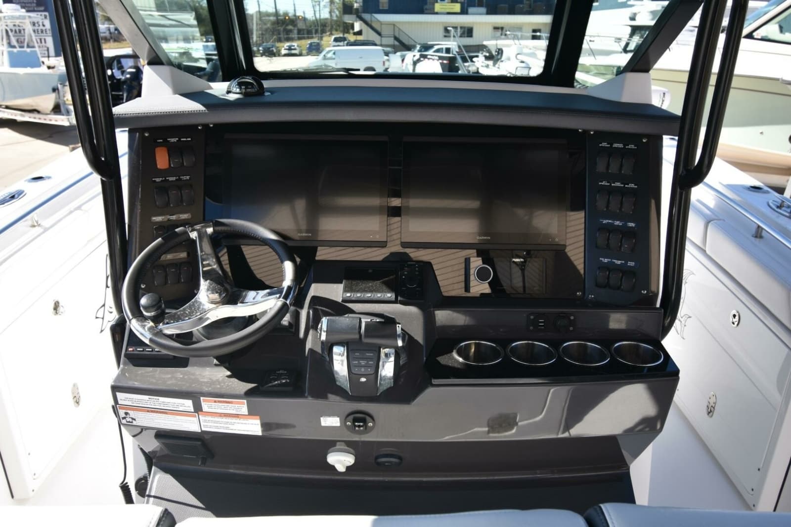 2021 Blackfin 332 - Photo 3