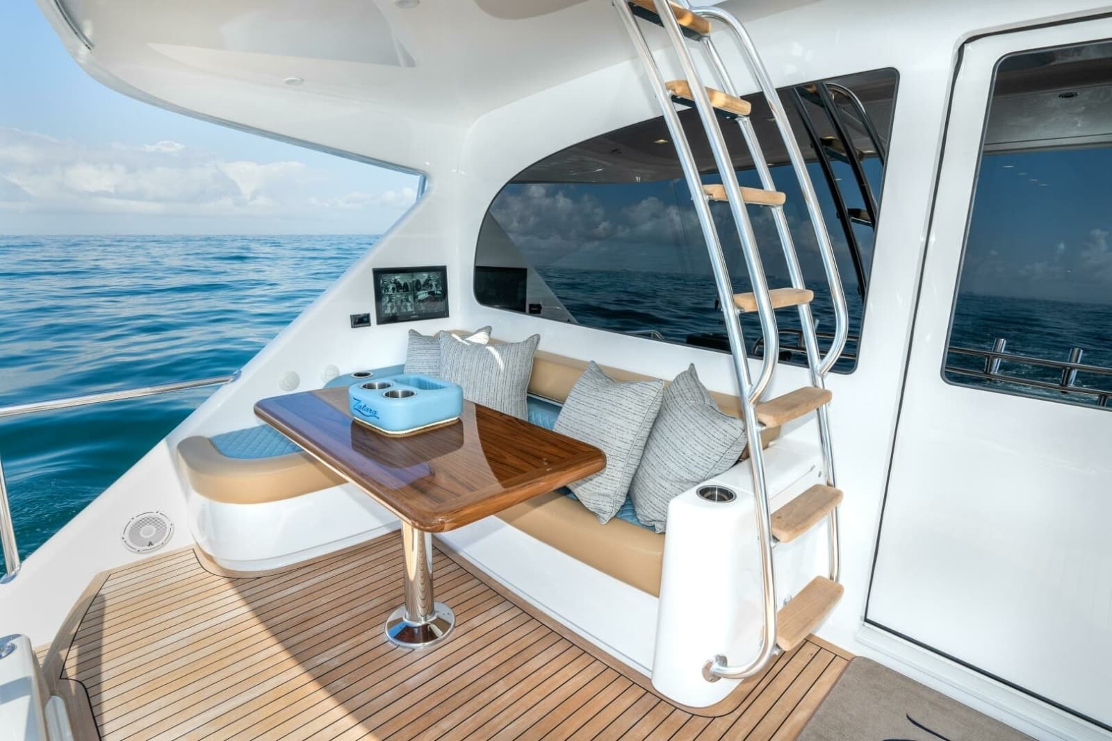 2025 Viking 90C - Photo 101