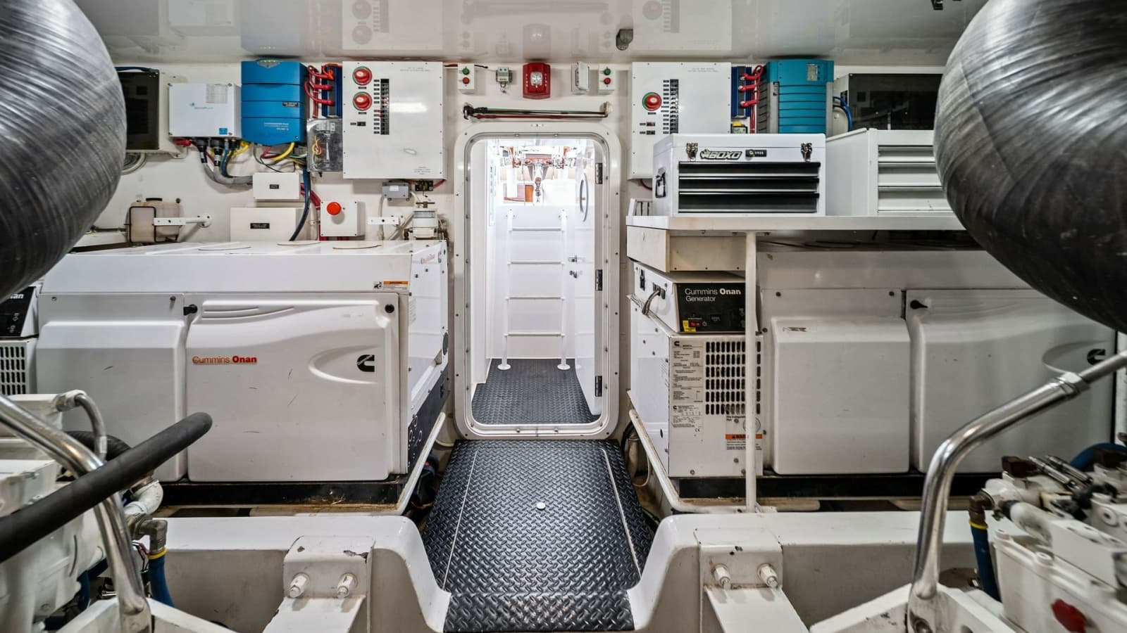 2015 Viking 70 Convertible  - Photo 69
