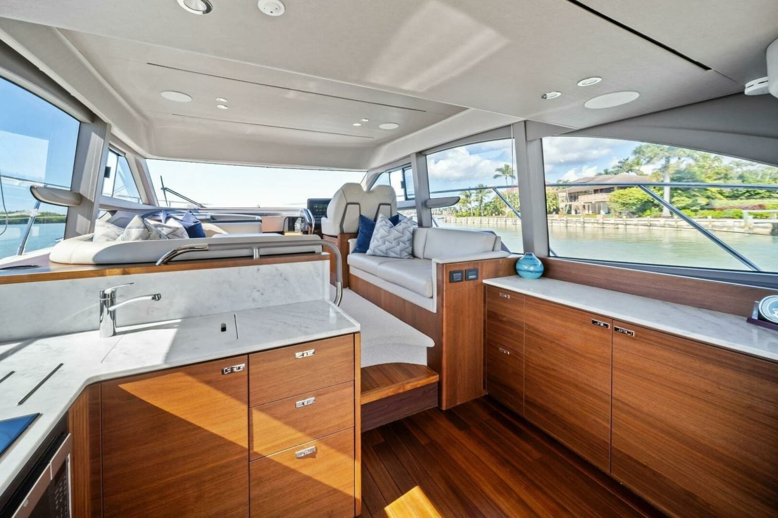 2023 Princess F50 - Photo 26