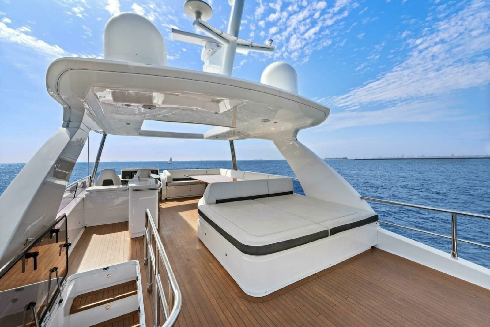 2015 Princess 72 Motoryacht - Photo 13