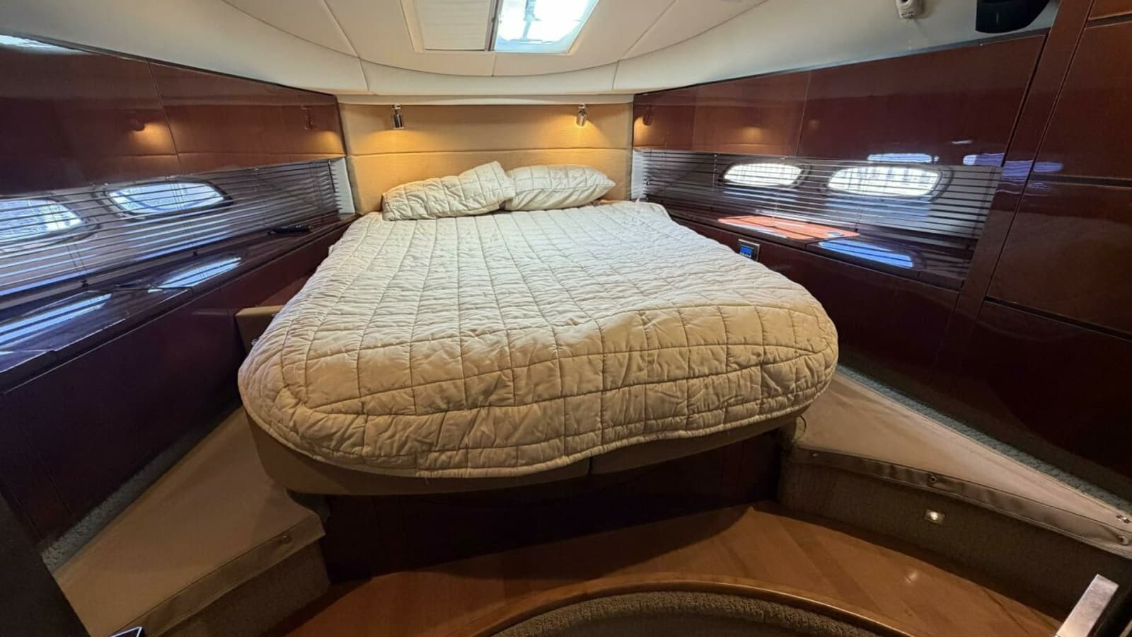 2008 Sea Ray 47 Sedan Bridge - Photo 5