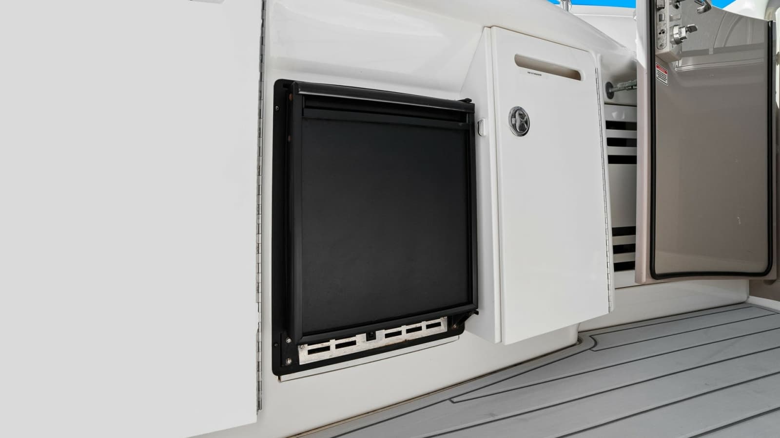 2005 Sea Ray Sundancer 500 - Photo 13