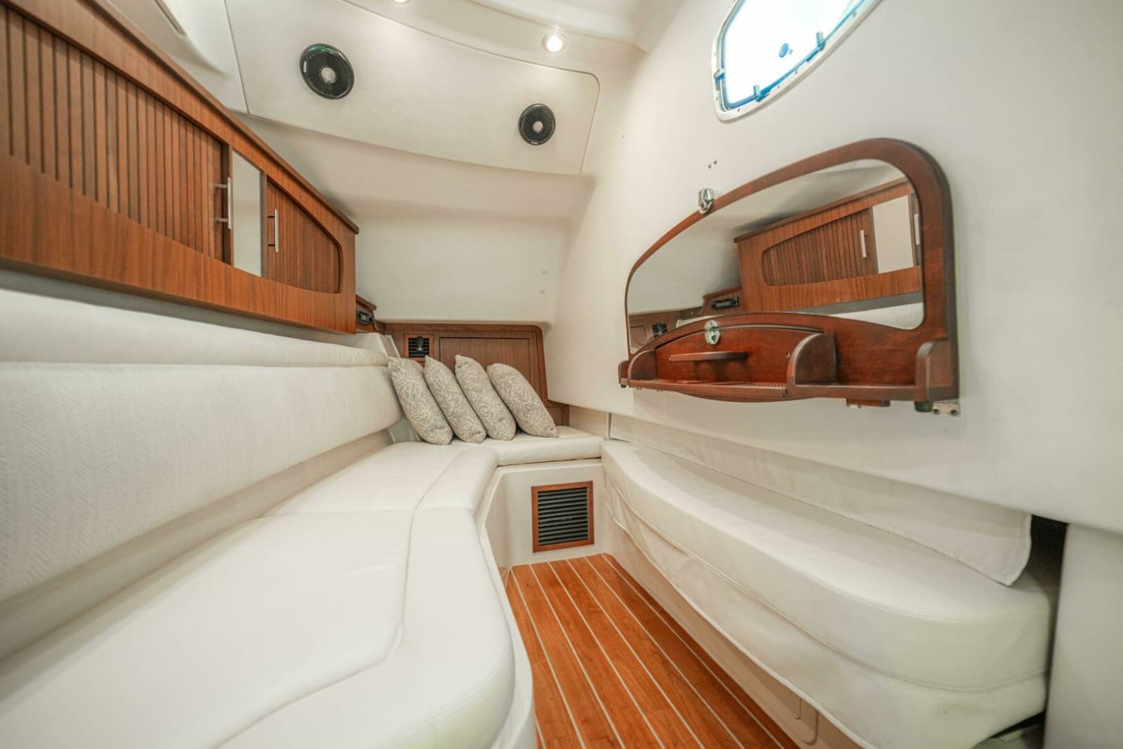 2020 Grady-White Freedom 375 - Photo 9
