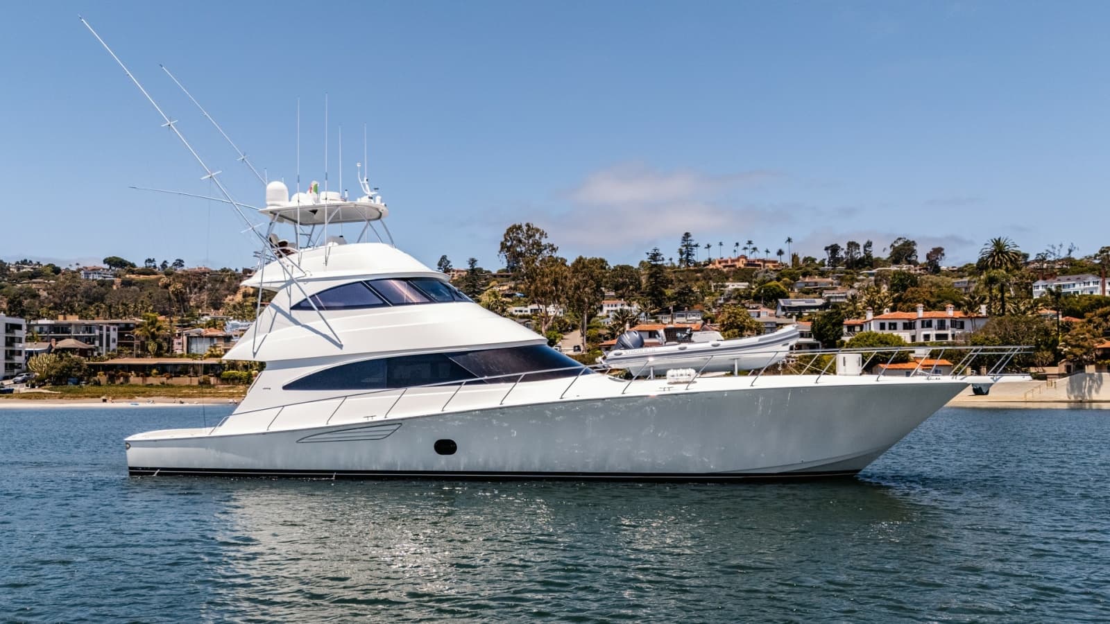 2019 Viking 80 Skybridge - Photo 1