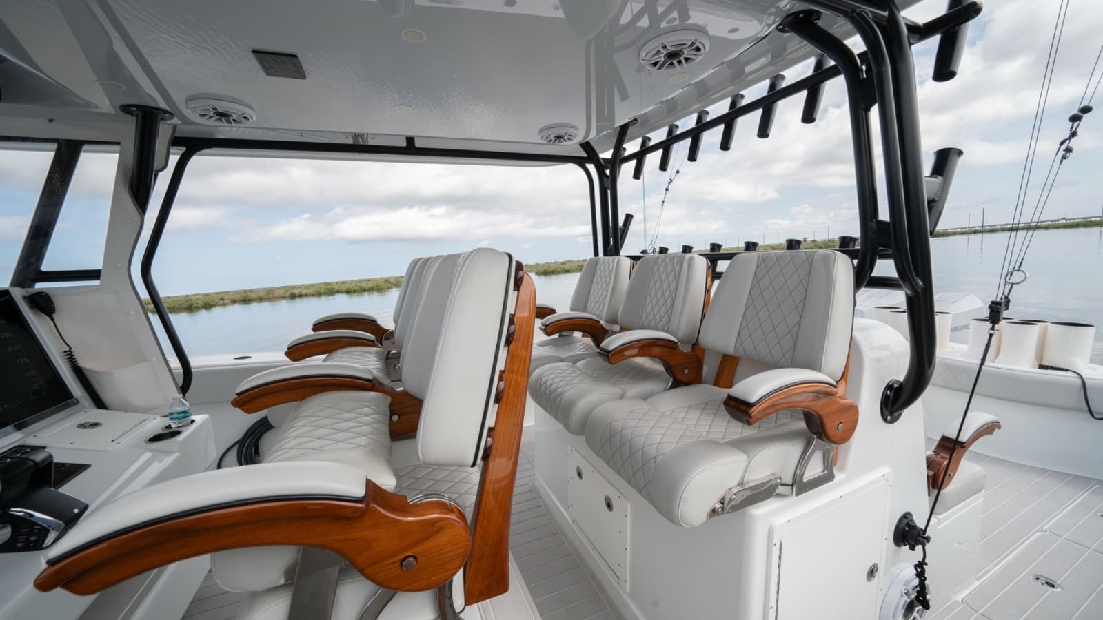 2023 Freeman 42 LR - Photo 4
