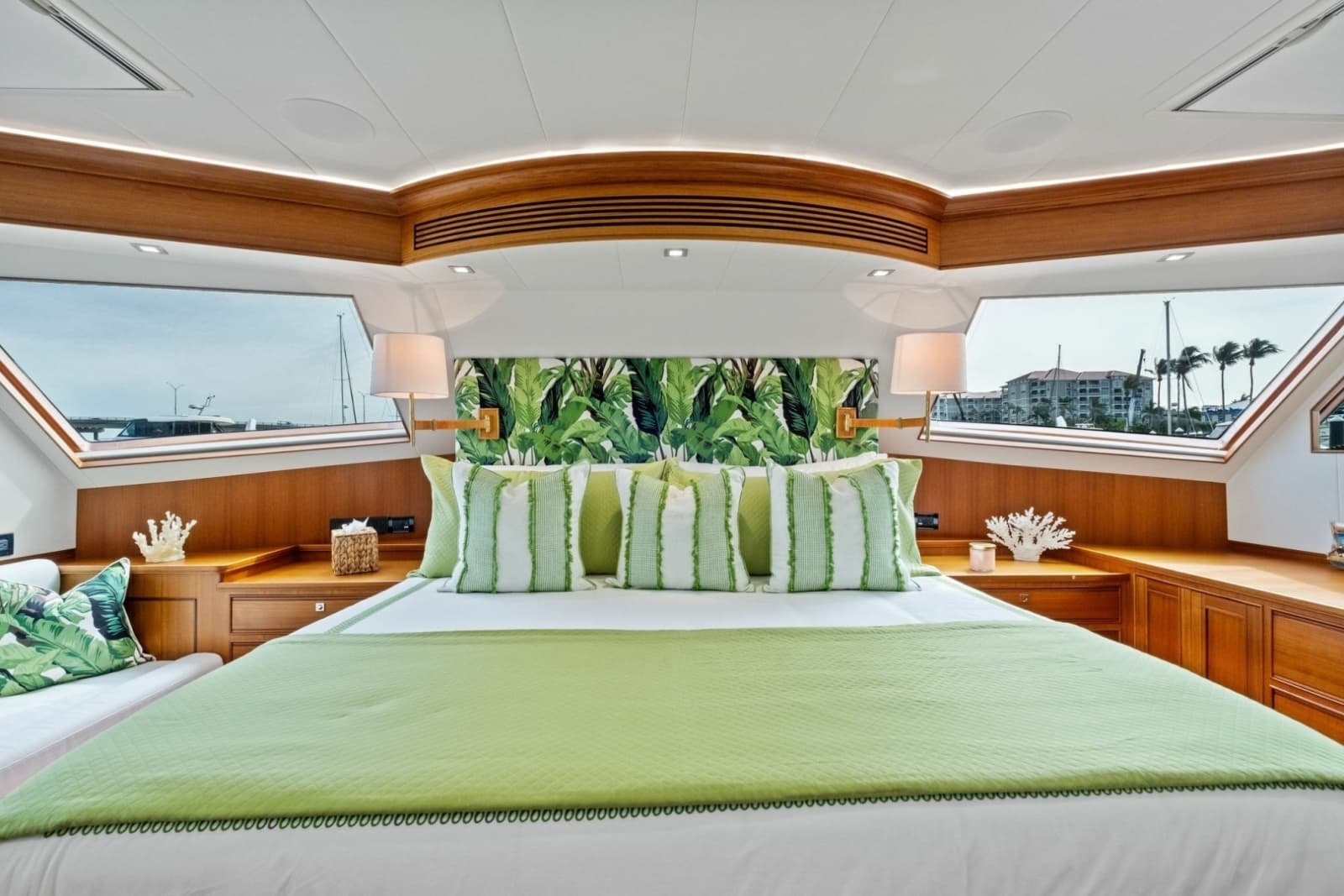 2024 Marlow 90V - Photo 57