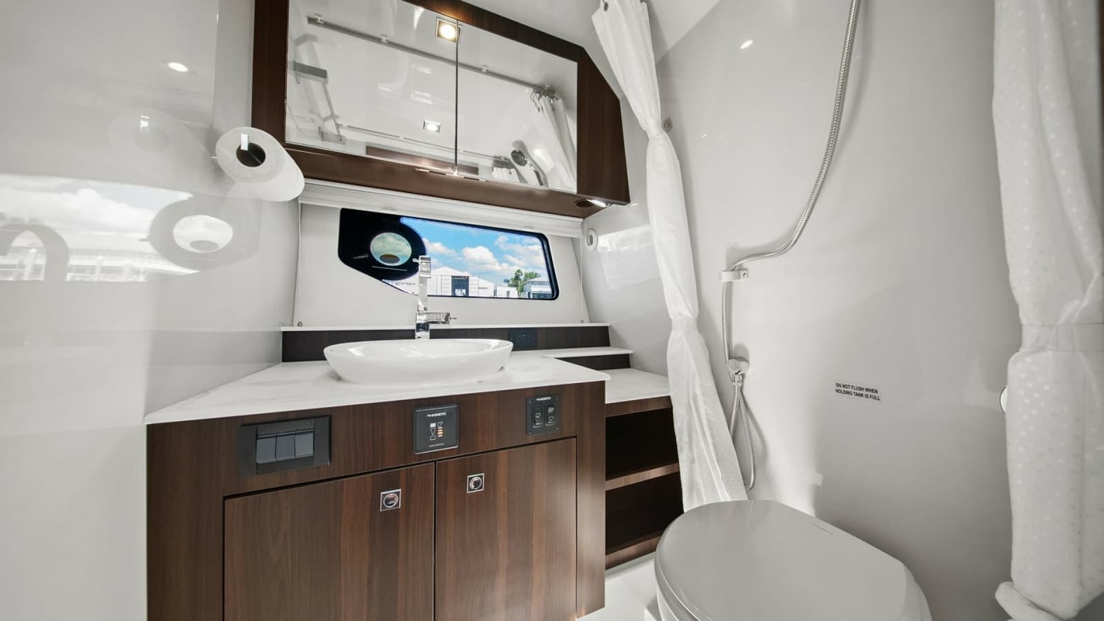 2023 Cruisers Yachts 42 GLS - Photo 34