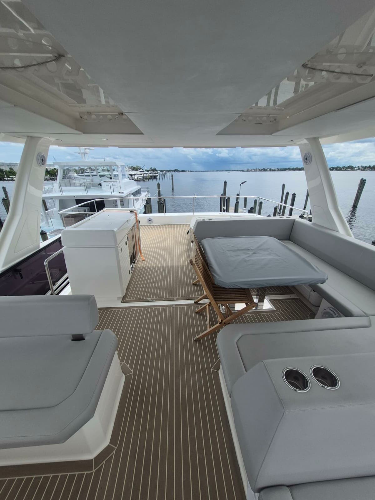 2023 Leopard 53 Powercat - Photo 8
