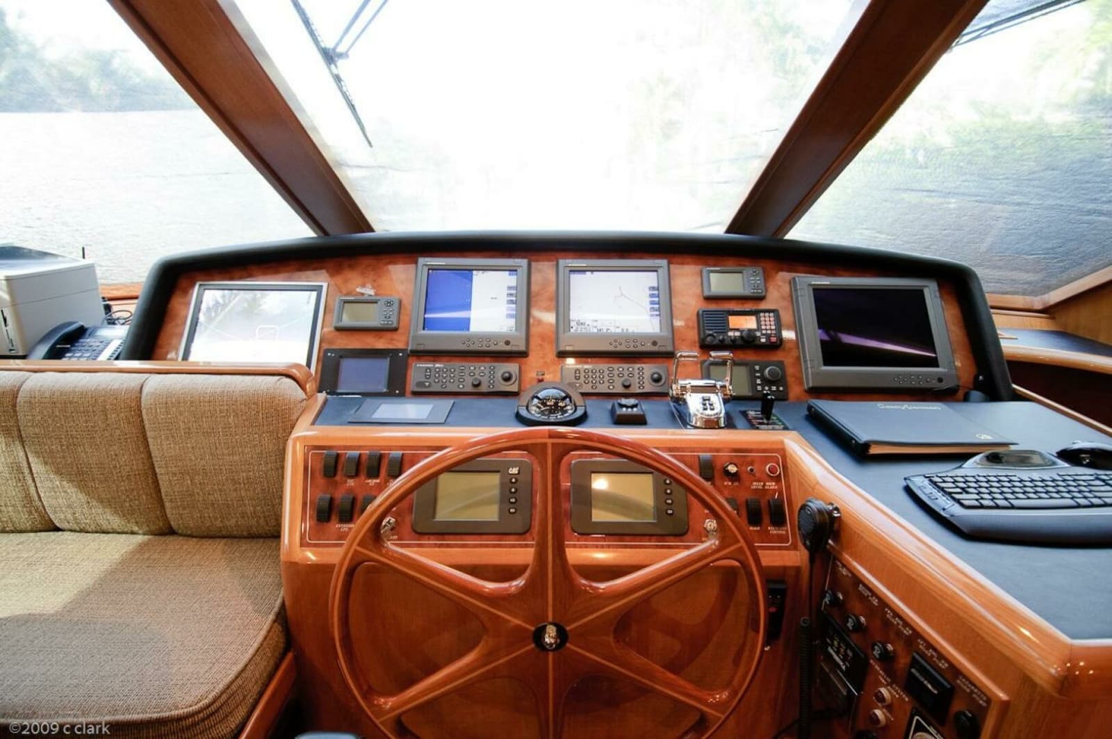 2005 Ocean Alexander 58 Motor Yacht - Photo 20
