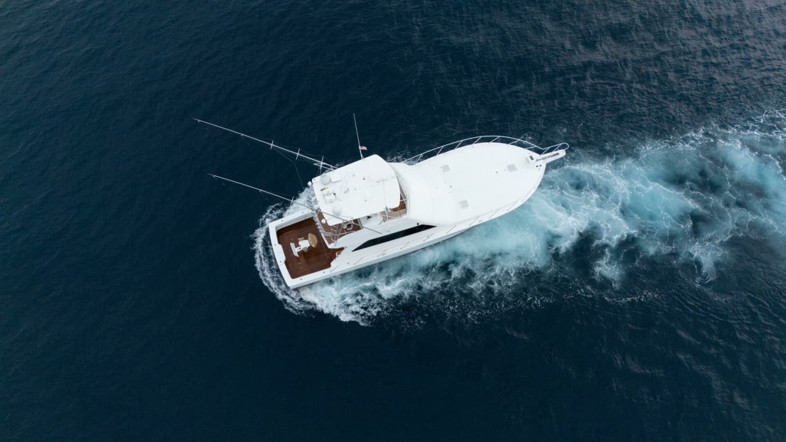 2000 Viking 55 Convertible - Photo 48