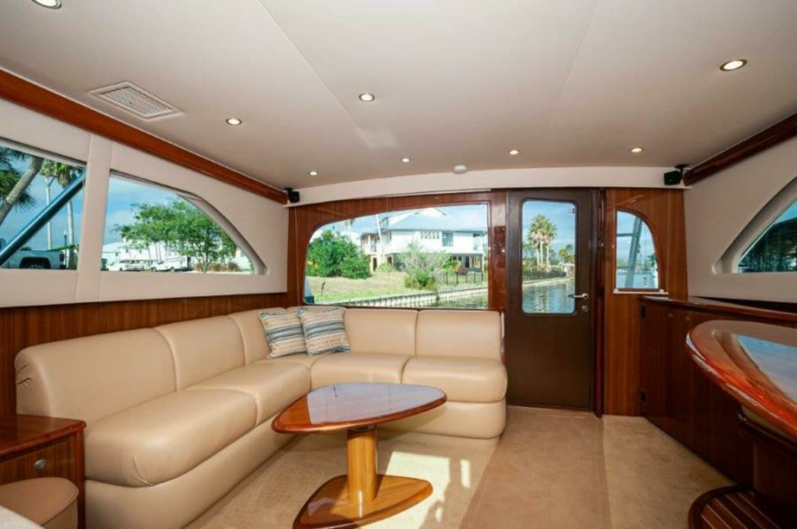 2012 Viking 42 Convertible - Photo 4