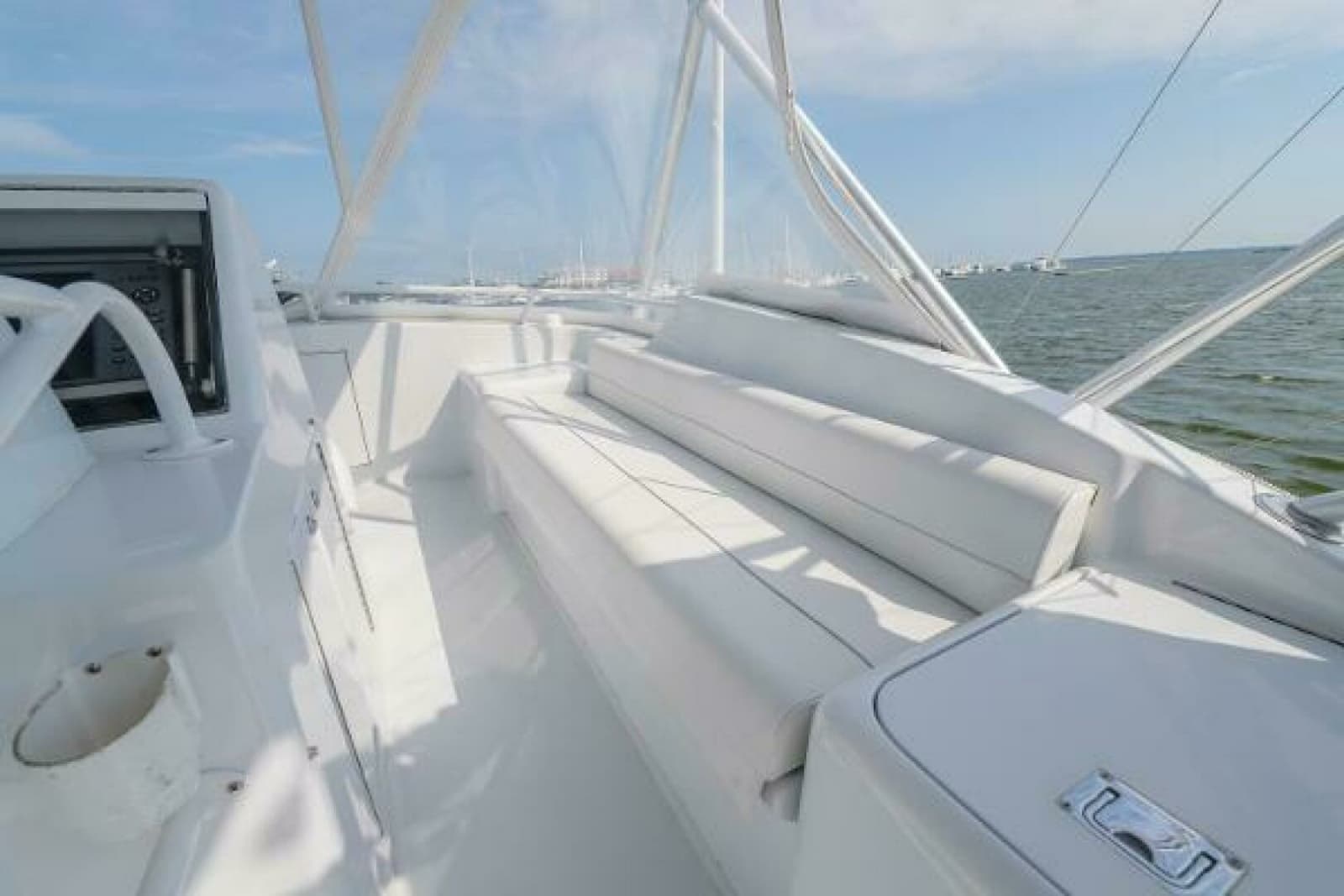 2002 Hatteras 50 Convertible - Photo 9
