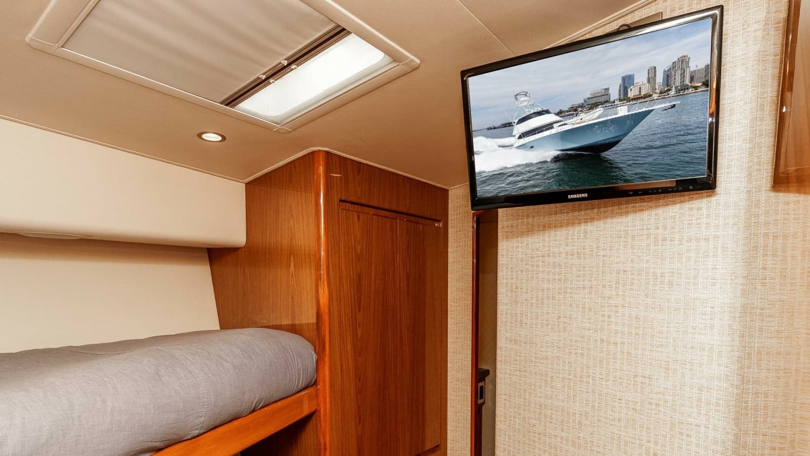 2014 Viking 76 Enclosed Bridge Sportfisher - Photo 37