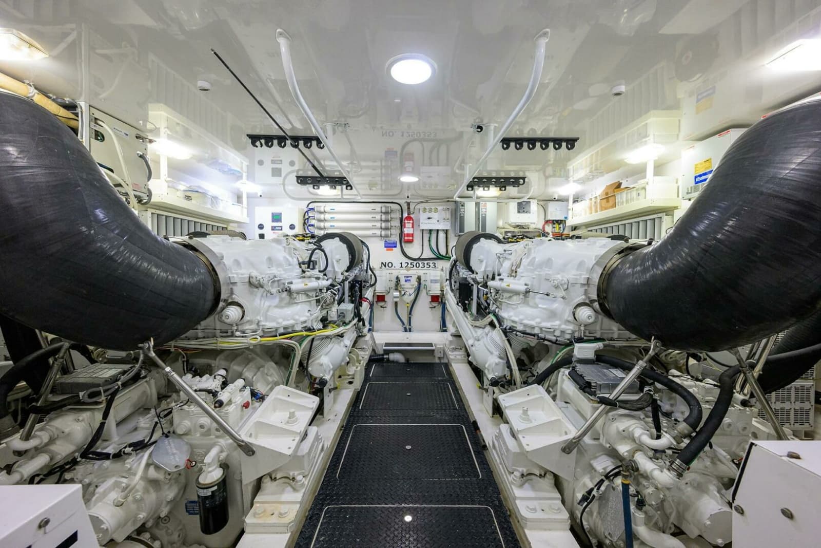 2014 Viking 76 Enclosed Bridge - Photo 64