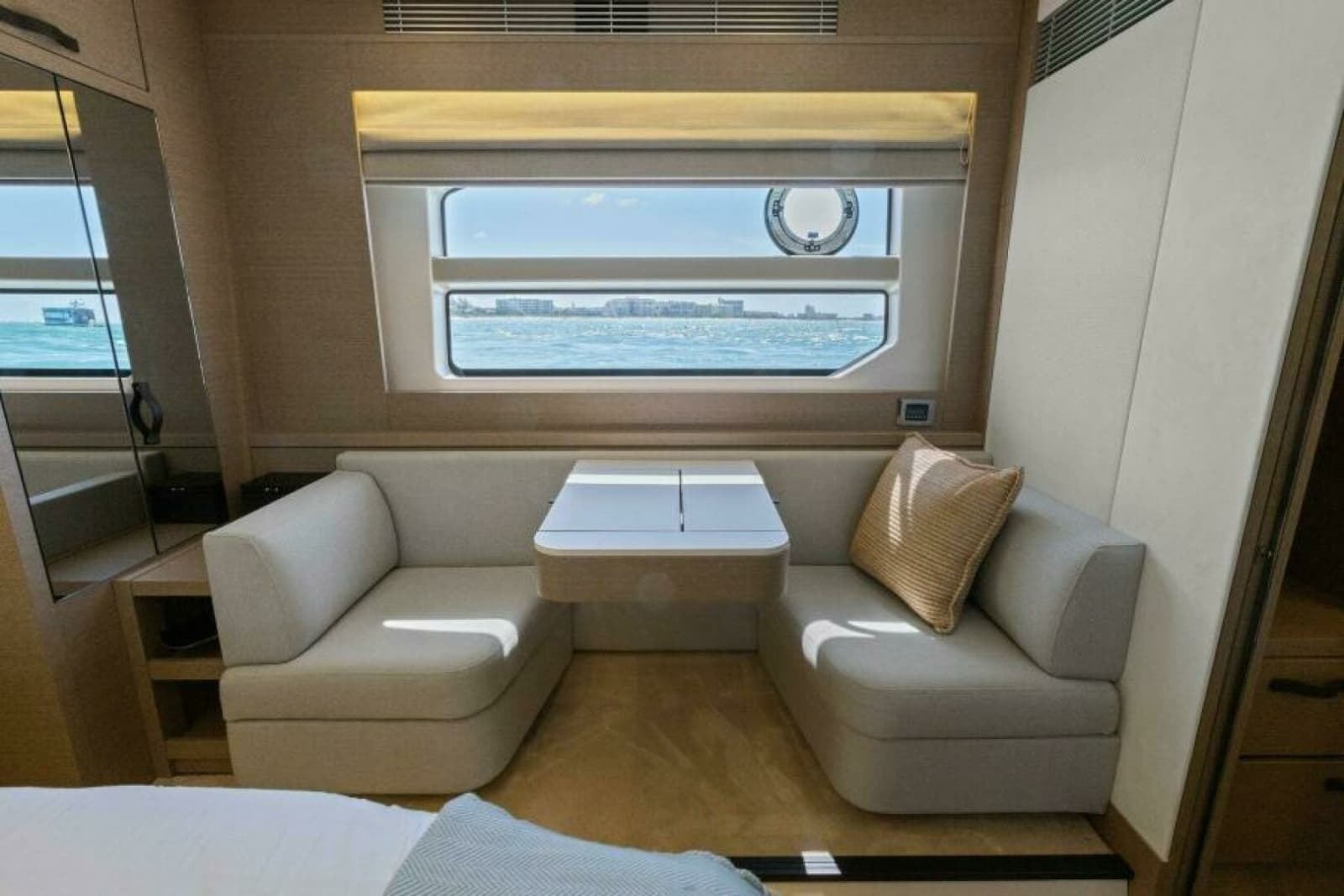 2022 Prestige 590 Flybridge - Photo 25