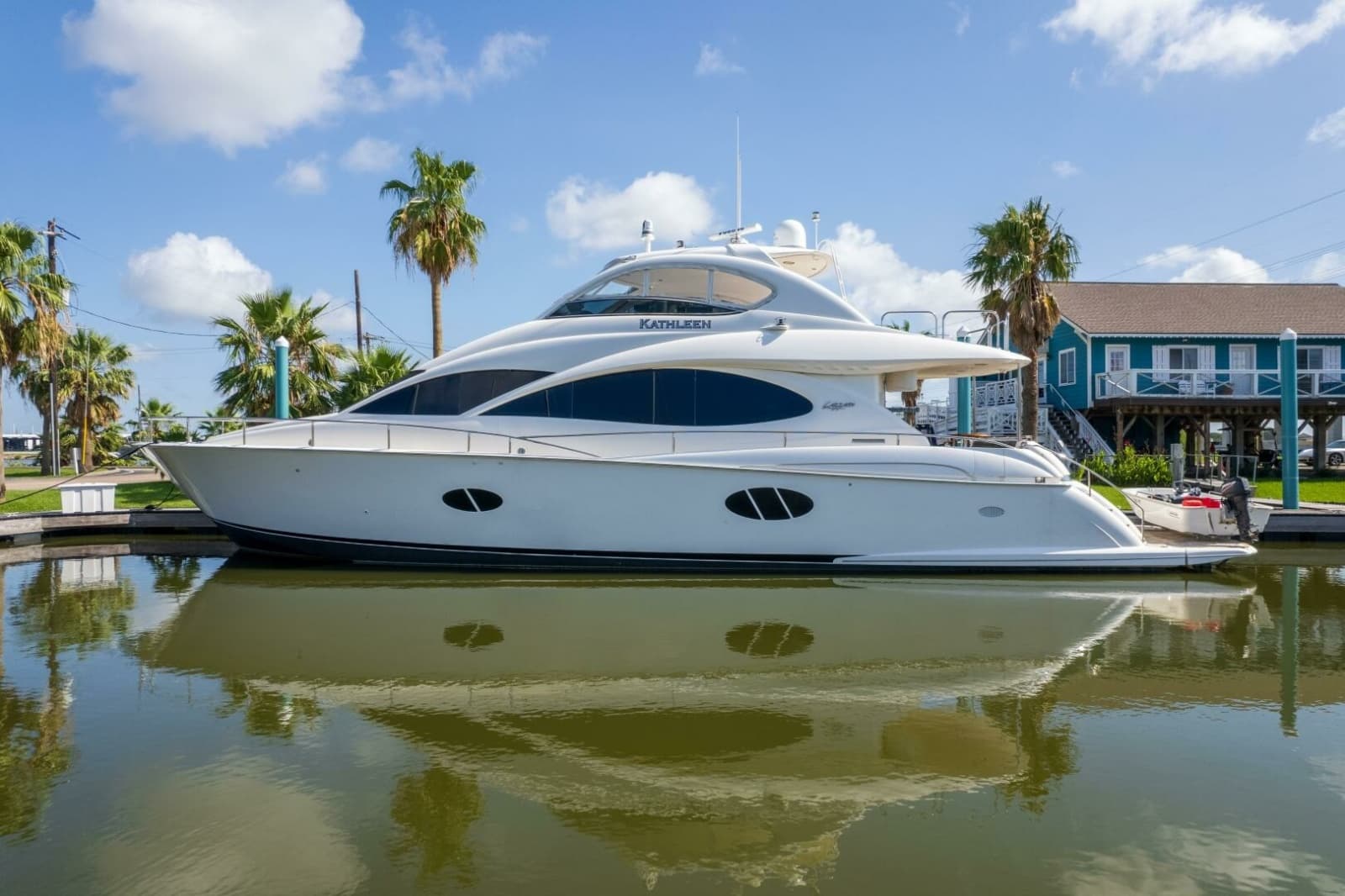 2007 Lazzara Yachts 74 Motor Yacht - Photo 221